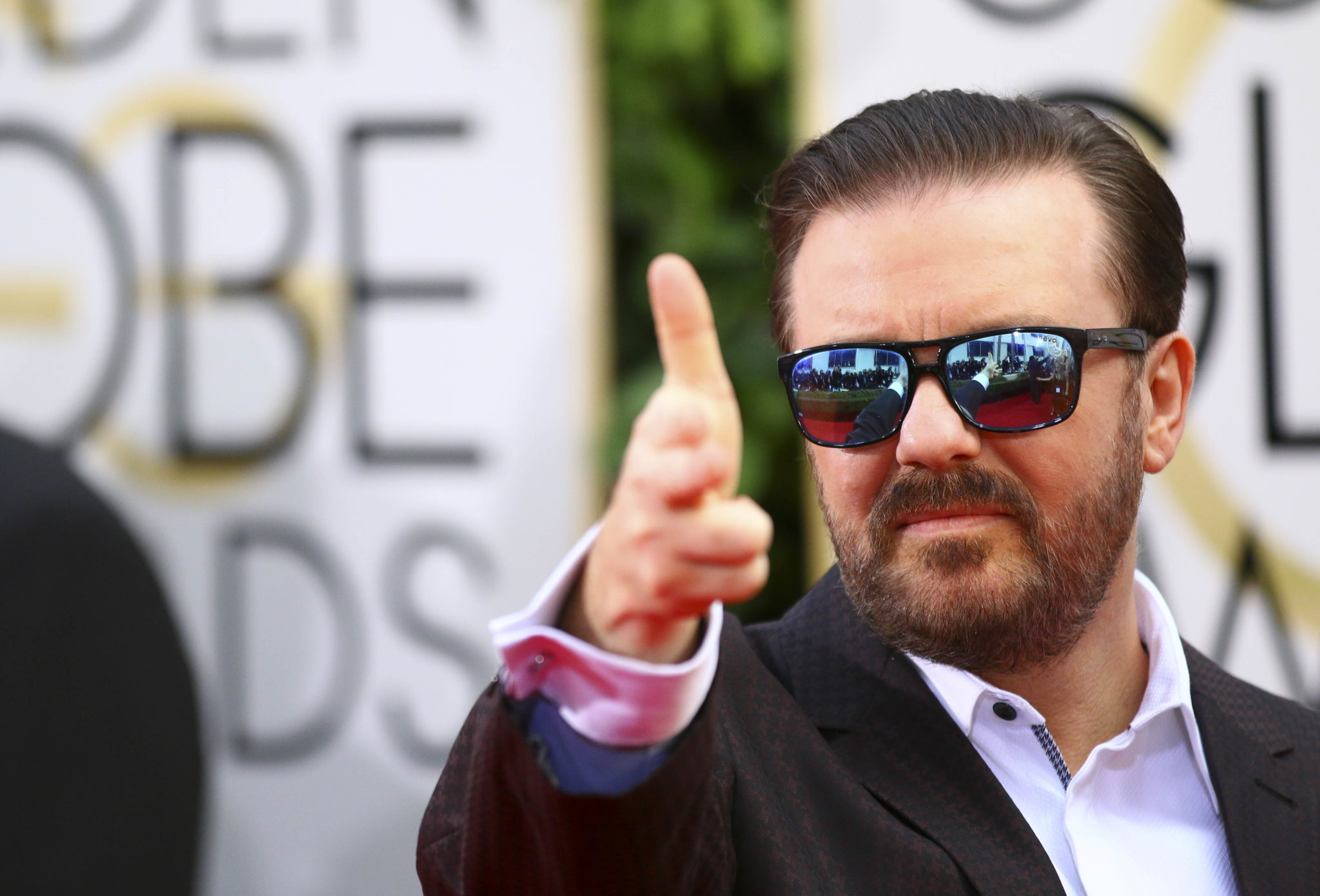 PLAN B WATCH: Irish Exclusive Ricky Gervais Chats To Sarina Bellissimo
