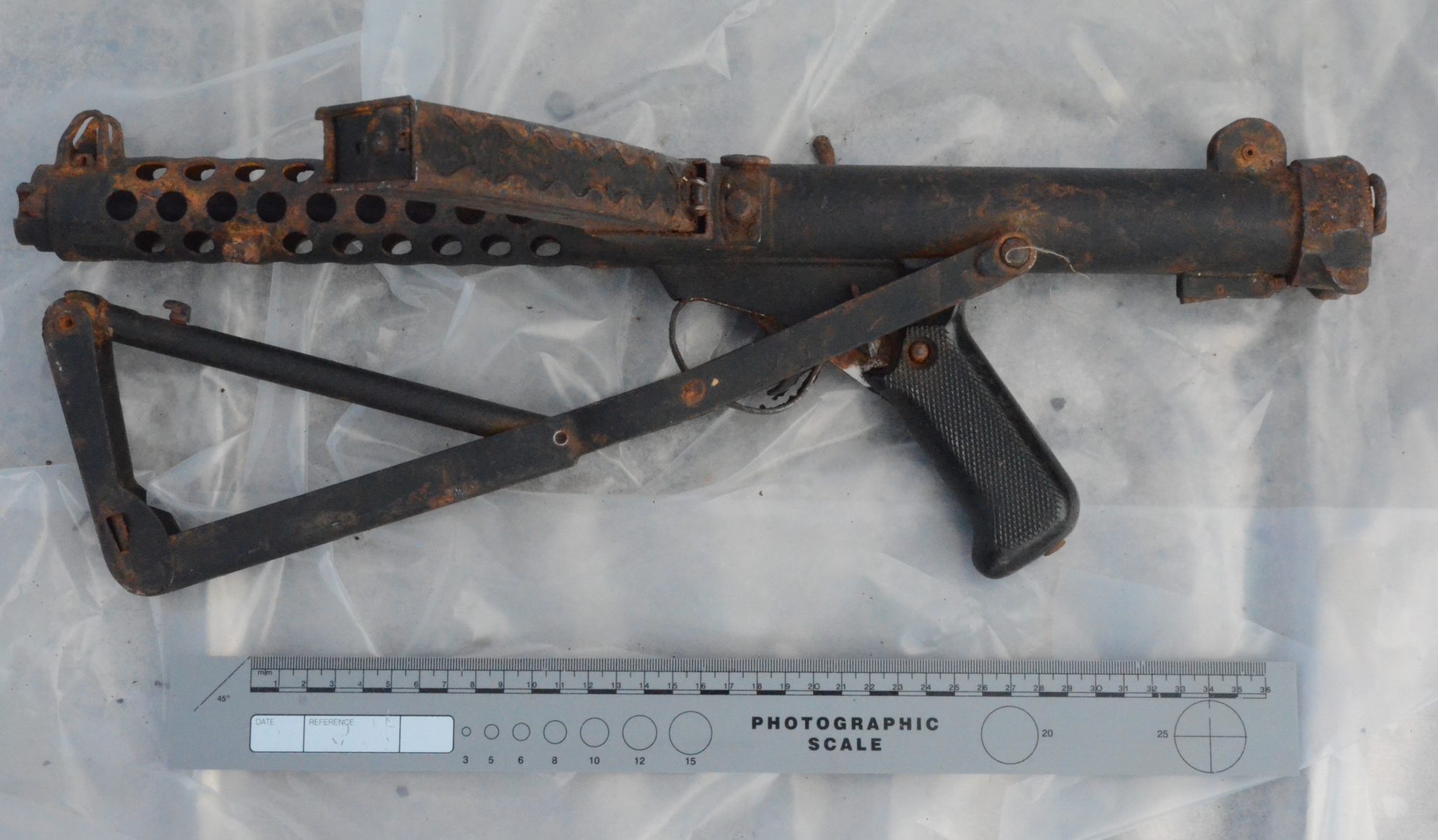 Police seize assault rifles and submachine gun in Derry | Newstalk