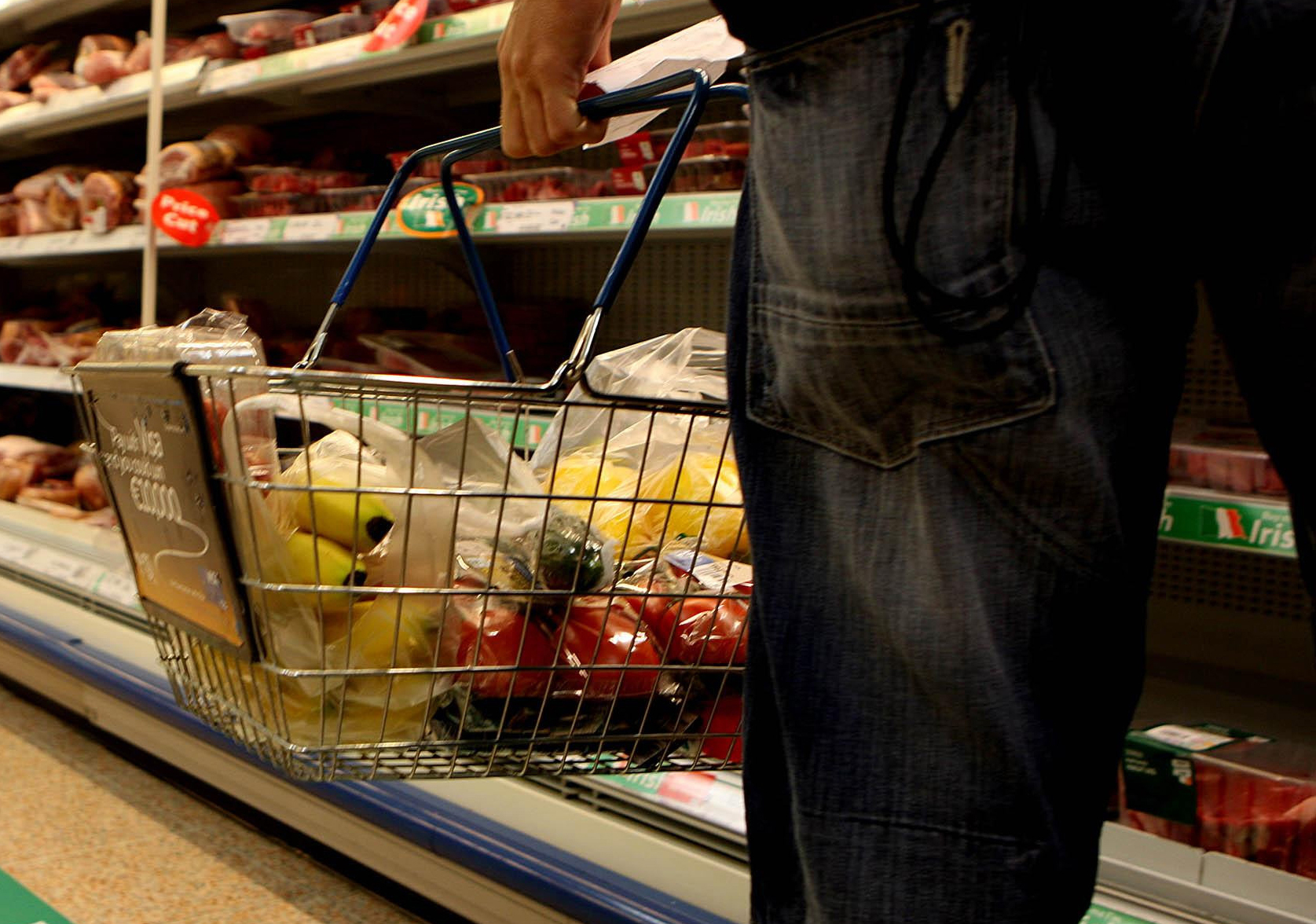 Almost 30% of parents skip meals to feed their children, survey finds - Vimarsana News