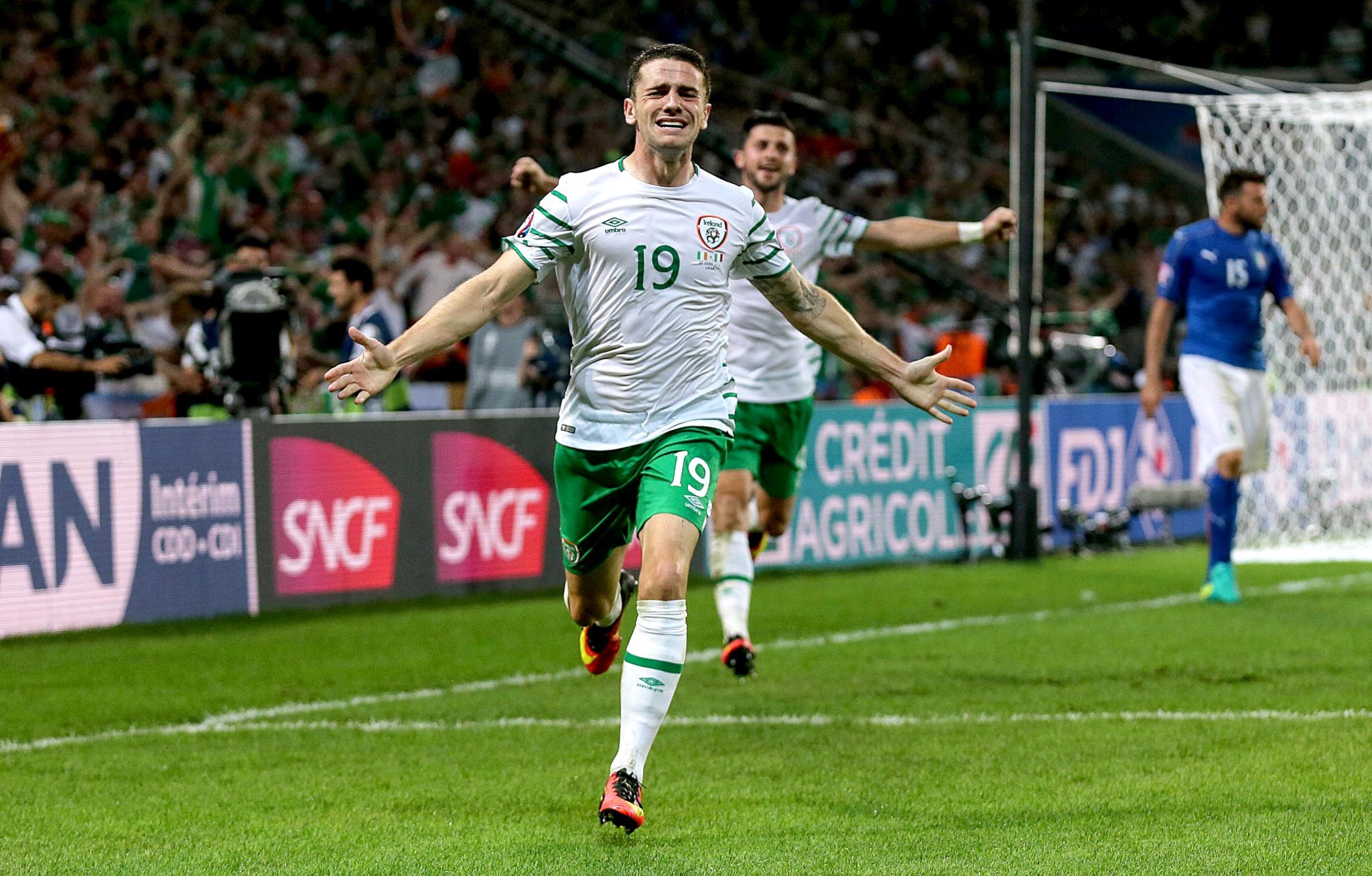 Ireland's Robbie Brady celebrates scoring against Italy at Euro 2016.