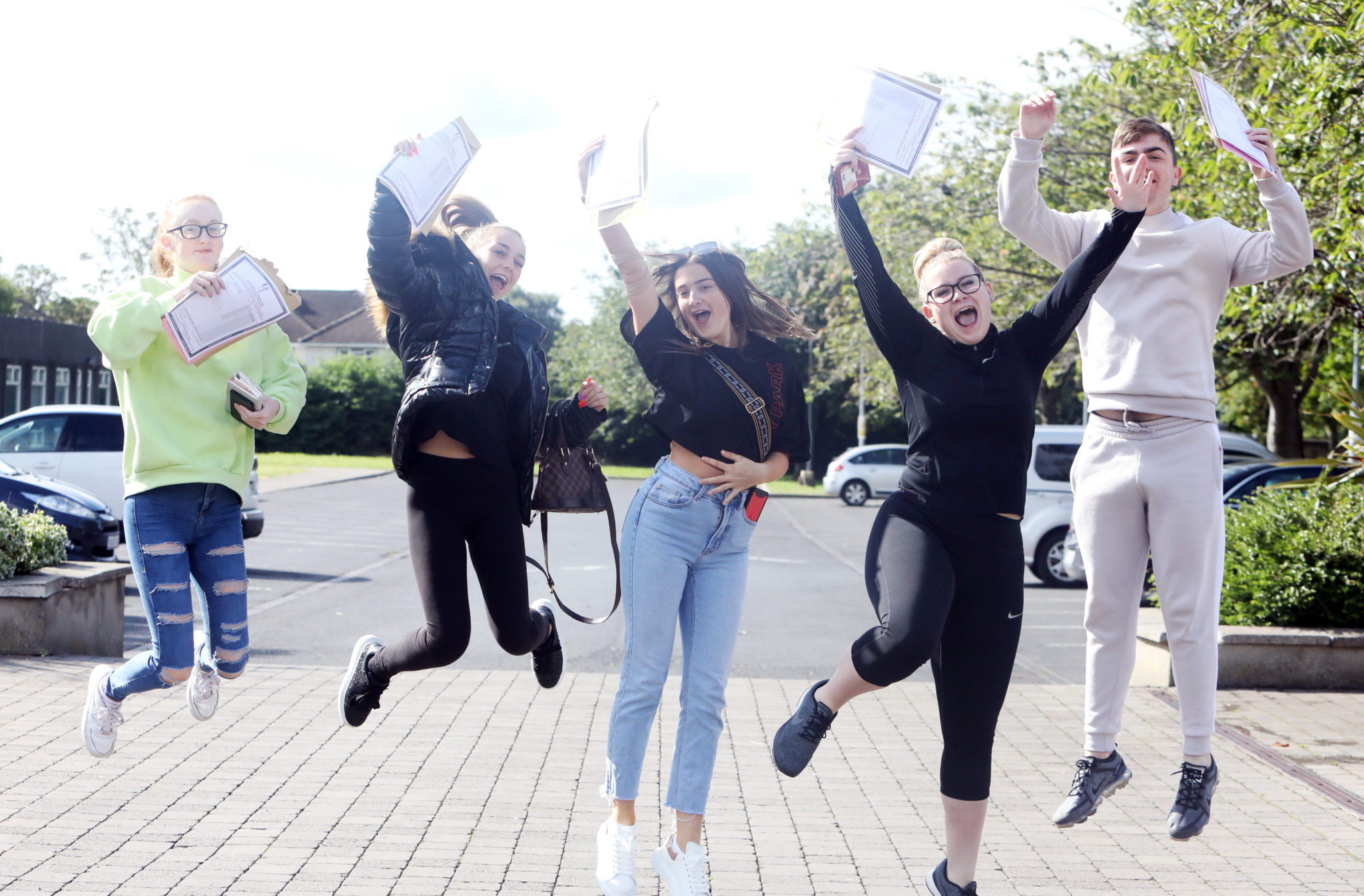 Nearly 59,000 students receive their Leaving Cert results Newstalk