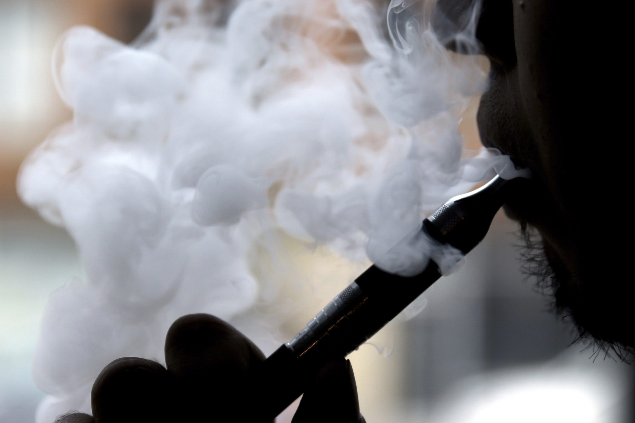 Laws to ban sale of e-cigarettes to under-18s set to be approved - Vimarsana News