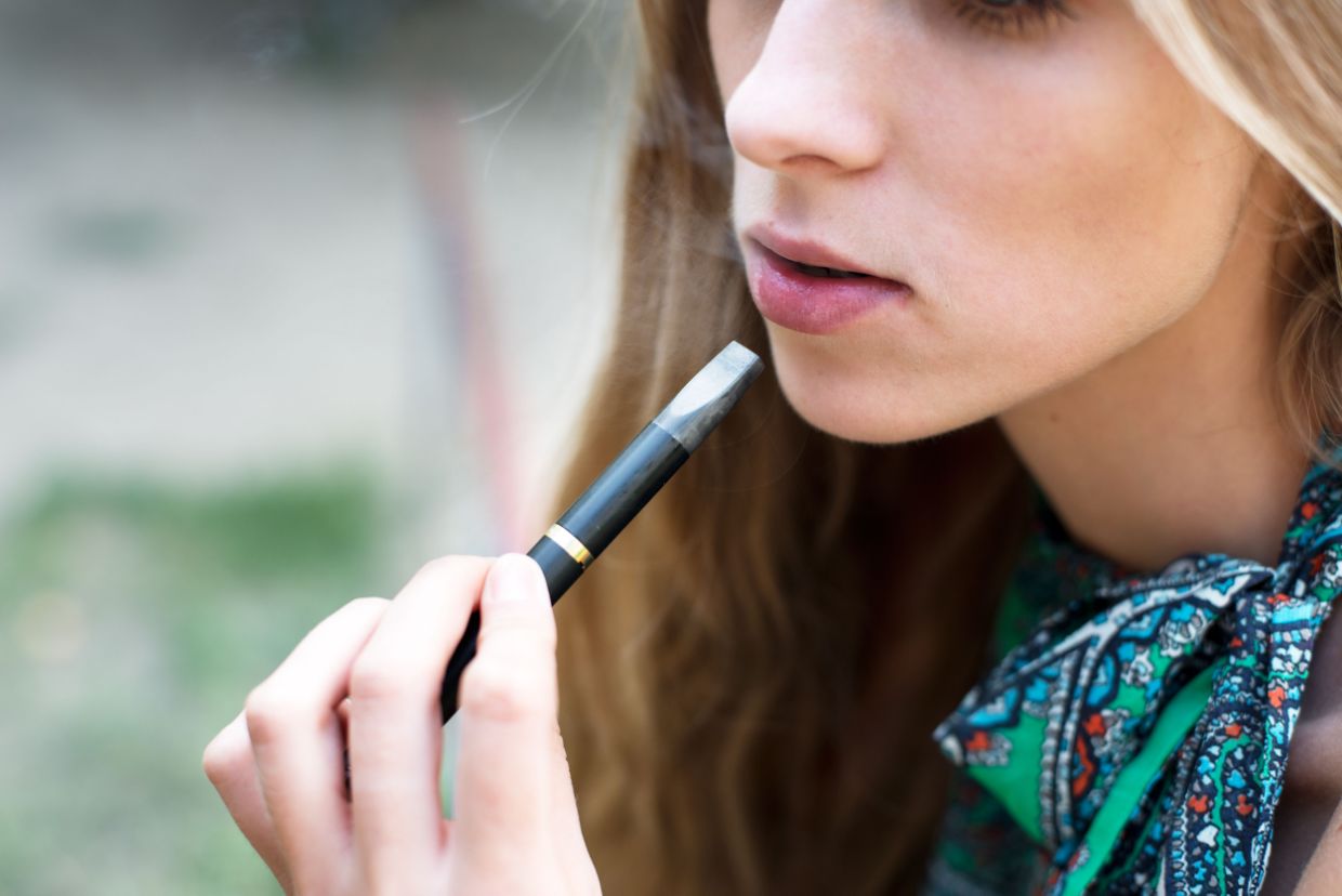 School Principal In Cork Says It's Up To Parents To Ensure Children Aren't Vaping - Vimarsana News