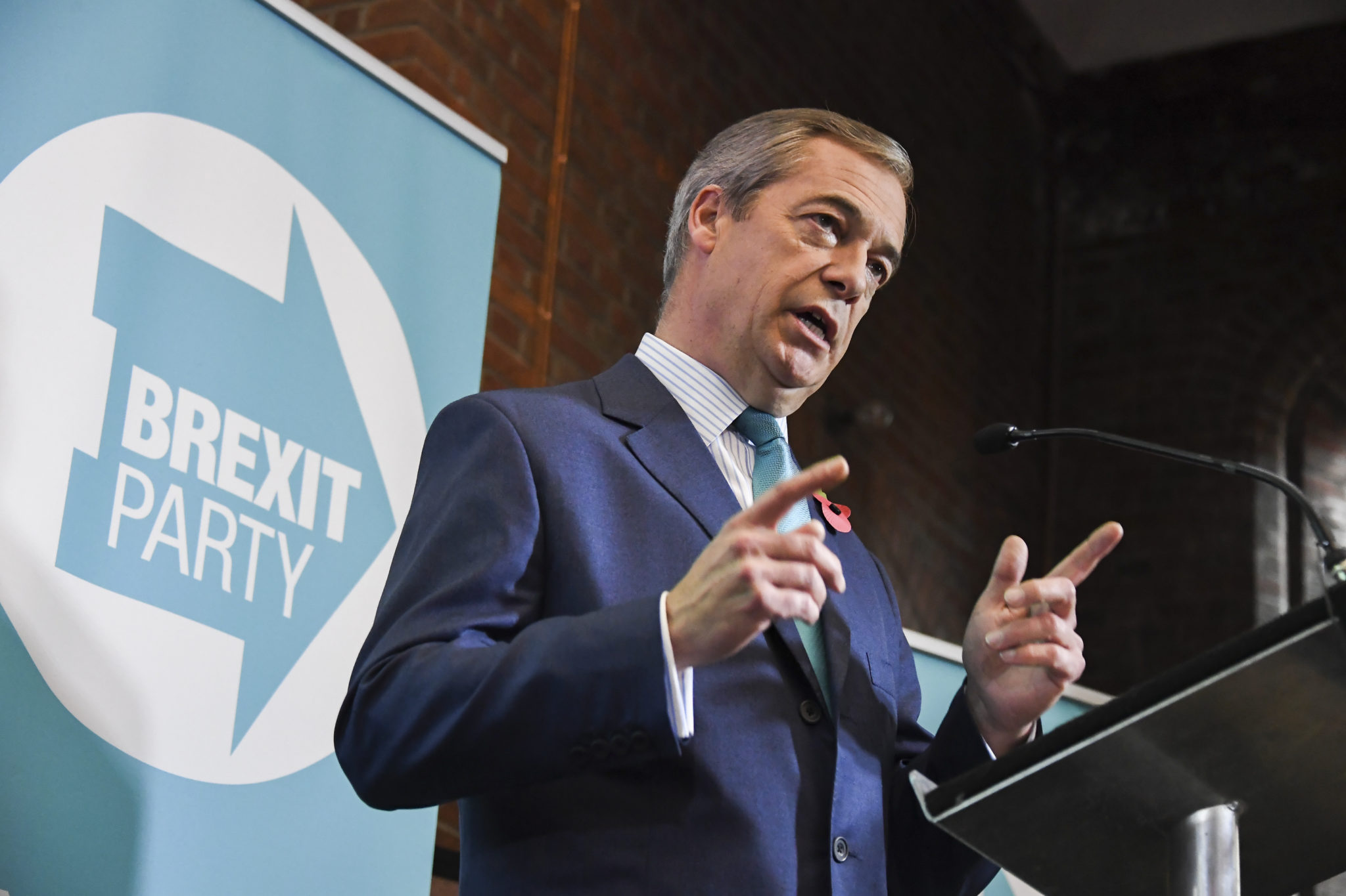 Brexit Party leader Nigel Farage launches his party's manifesto ahead of the General Election, 01-11-2019. Image: Alberto Pezzali/AP/Press Association Images