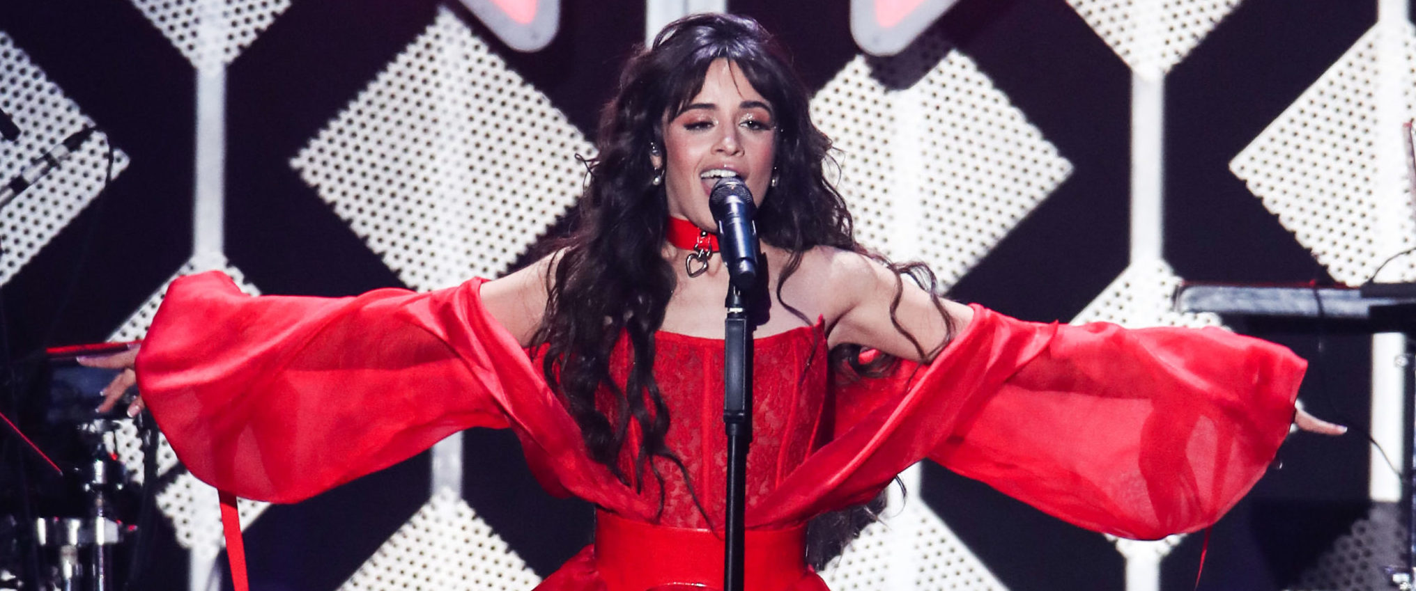 Camila Cabello Apologises For Old Racial & Insensitive Tumblr Posts 