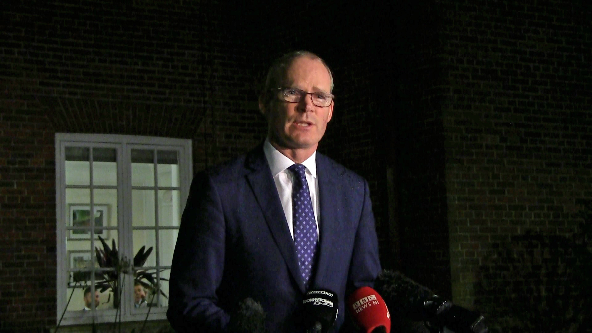 Tánaiste insists Stormont deal can still be done as DUP blamed for latest delay