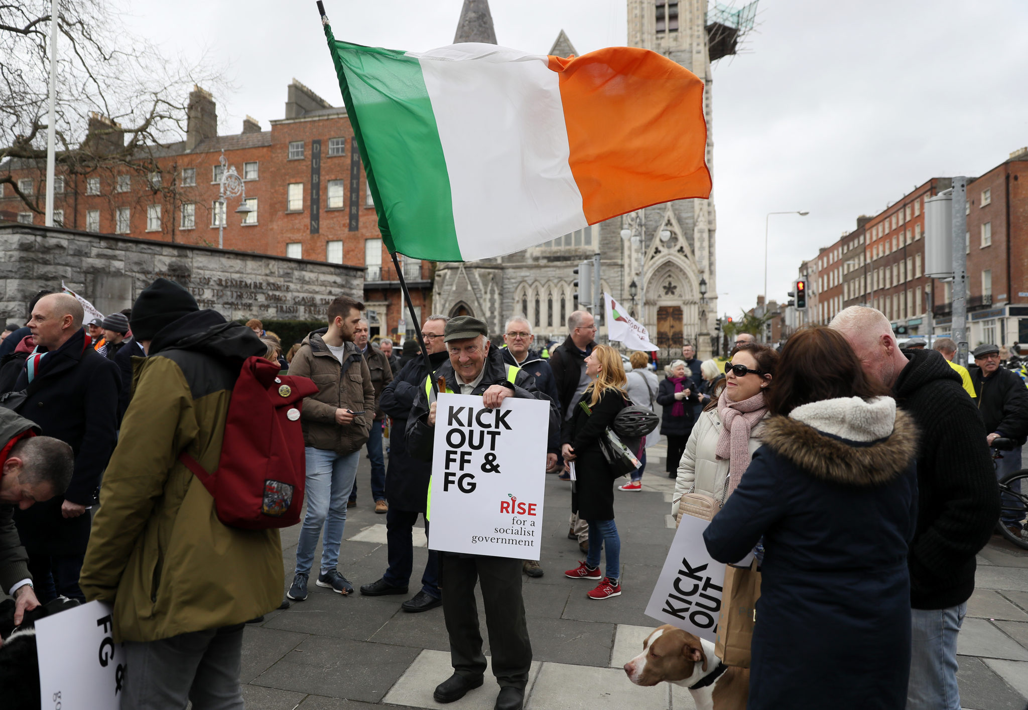 Dublin demonstrators march against potential FF/FG government Newstalk