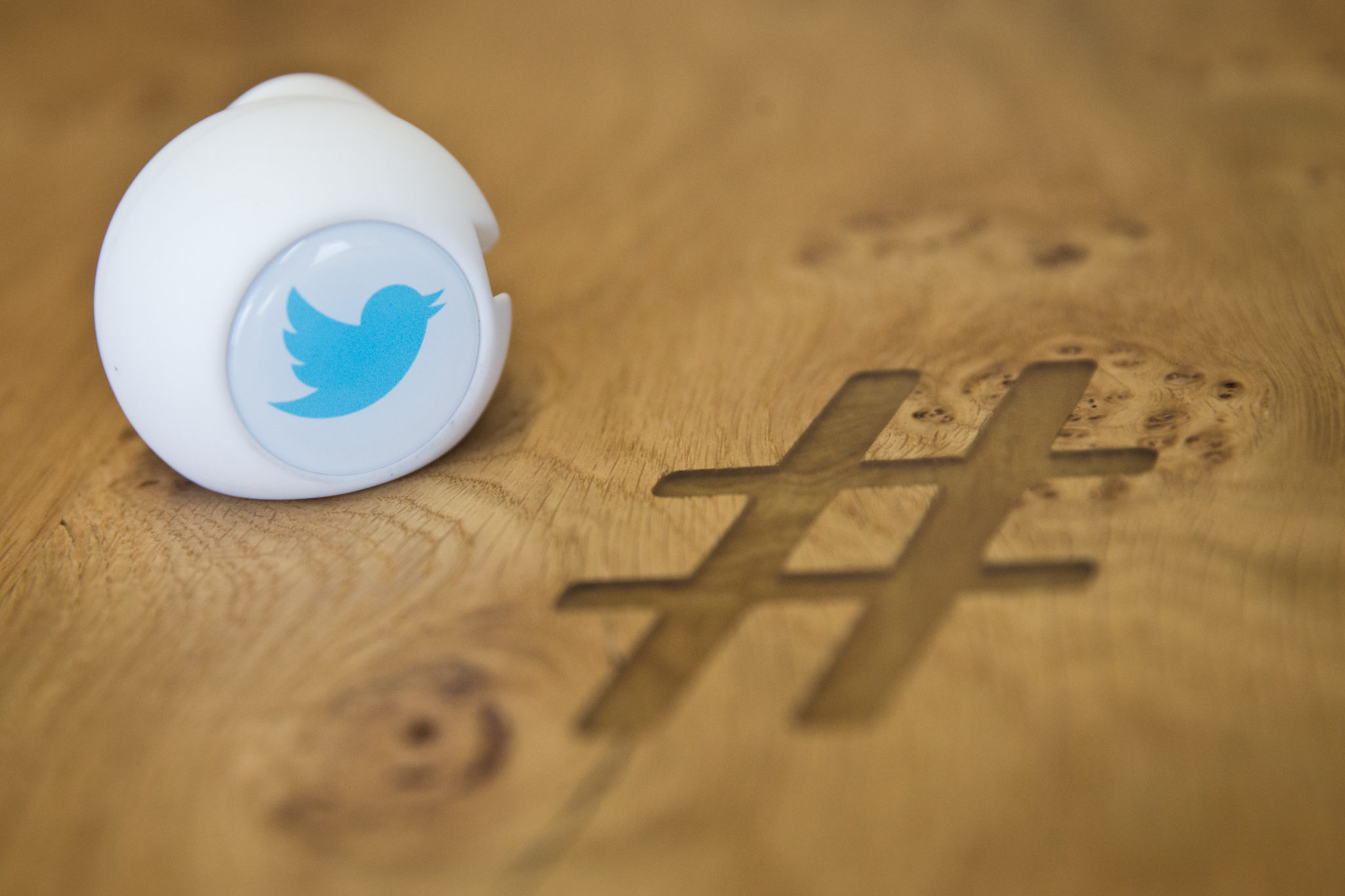 Twitter tests new feature encouraging people read articles before ...