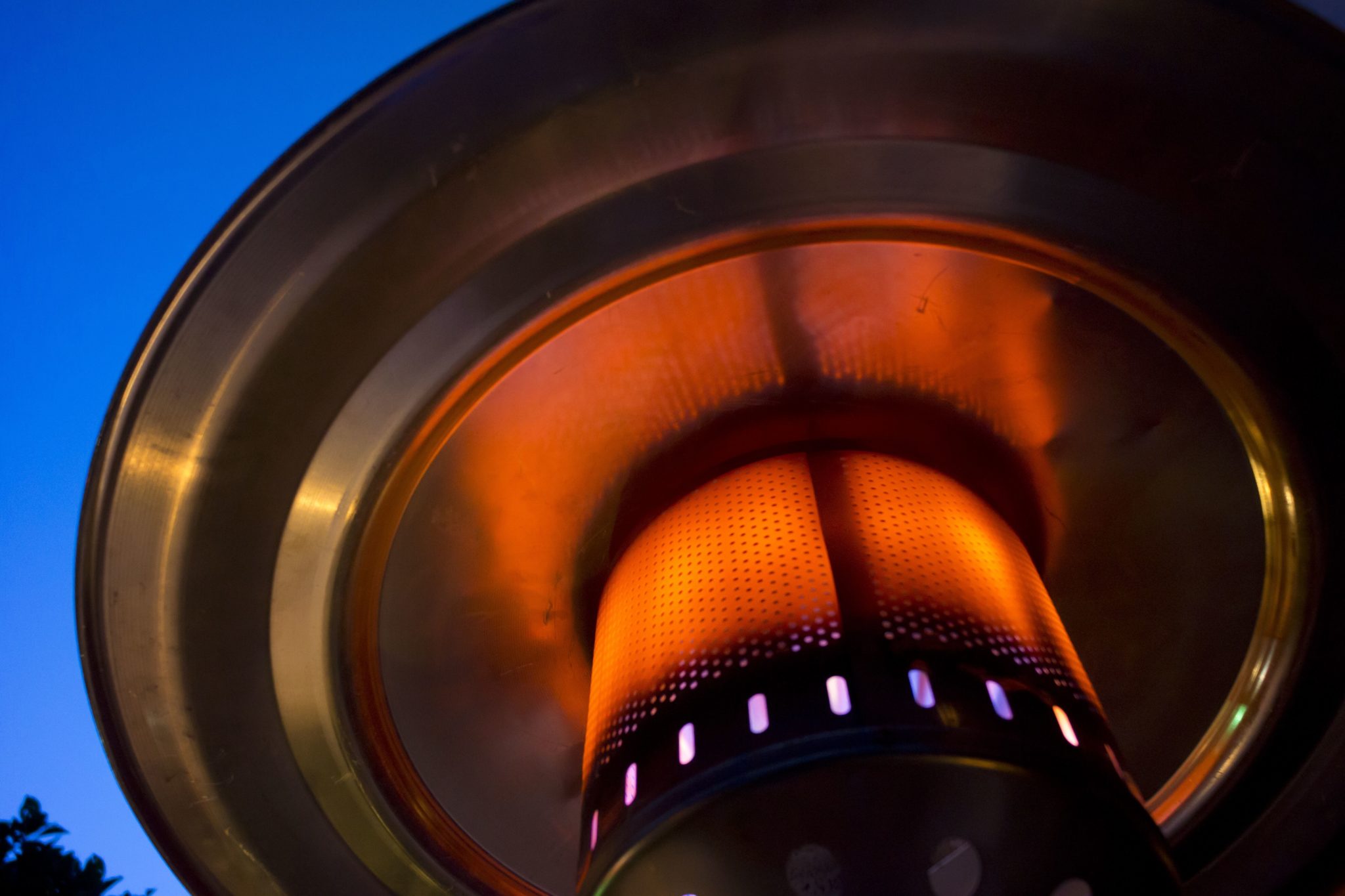 France To Ban Outdoor Heaters, Should Ireland Follow Suit ? Newstalk