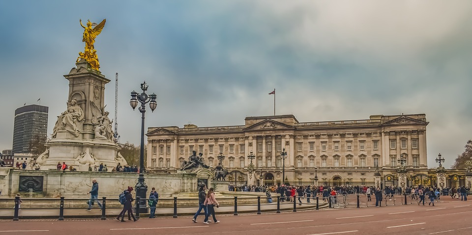 Irish to be sang at King Charles' Coronation - Vimarsana News