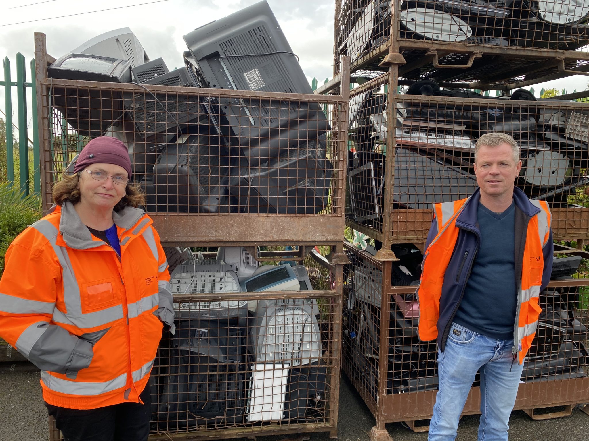 "We are getting violins, clocks & French horns." 47,000 cars queue up