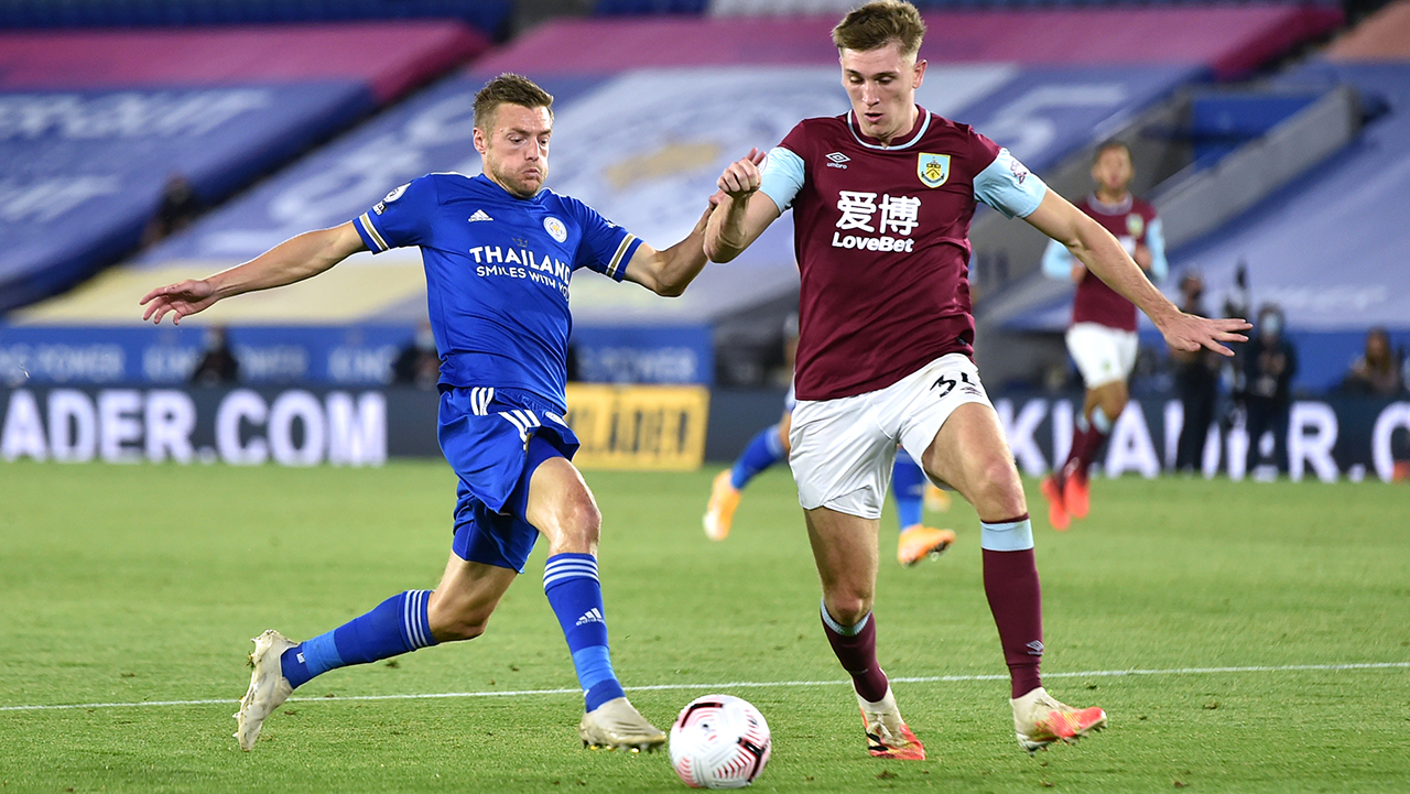 Leicester City's Jamie Vardy (left) and Burnley's Jimmy Dunne battle for the ball during the Premier League match at the King Power Stadium