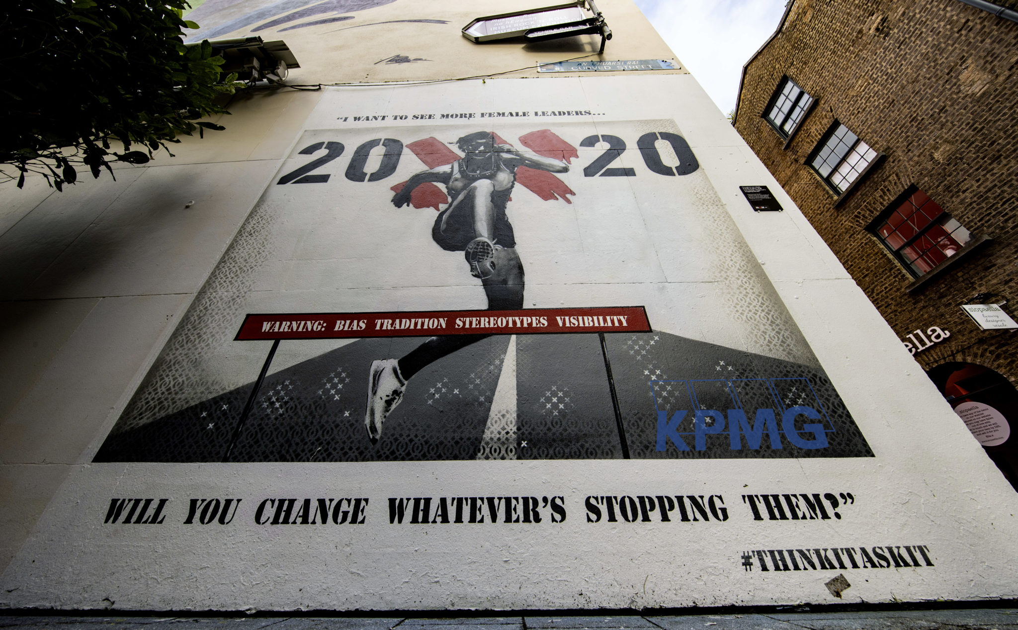 The 20x20 campaign created two murals, one of which resides in Curved Street, Temple Bar