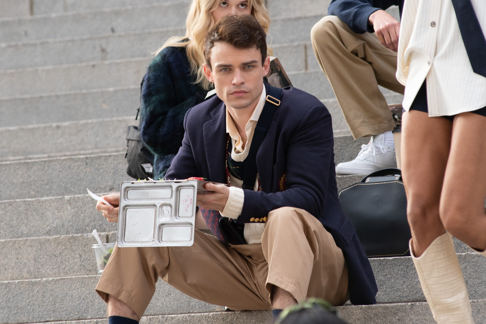 See the Gossip Girl Reboot Cast on the Steps of the Met Museum