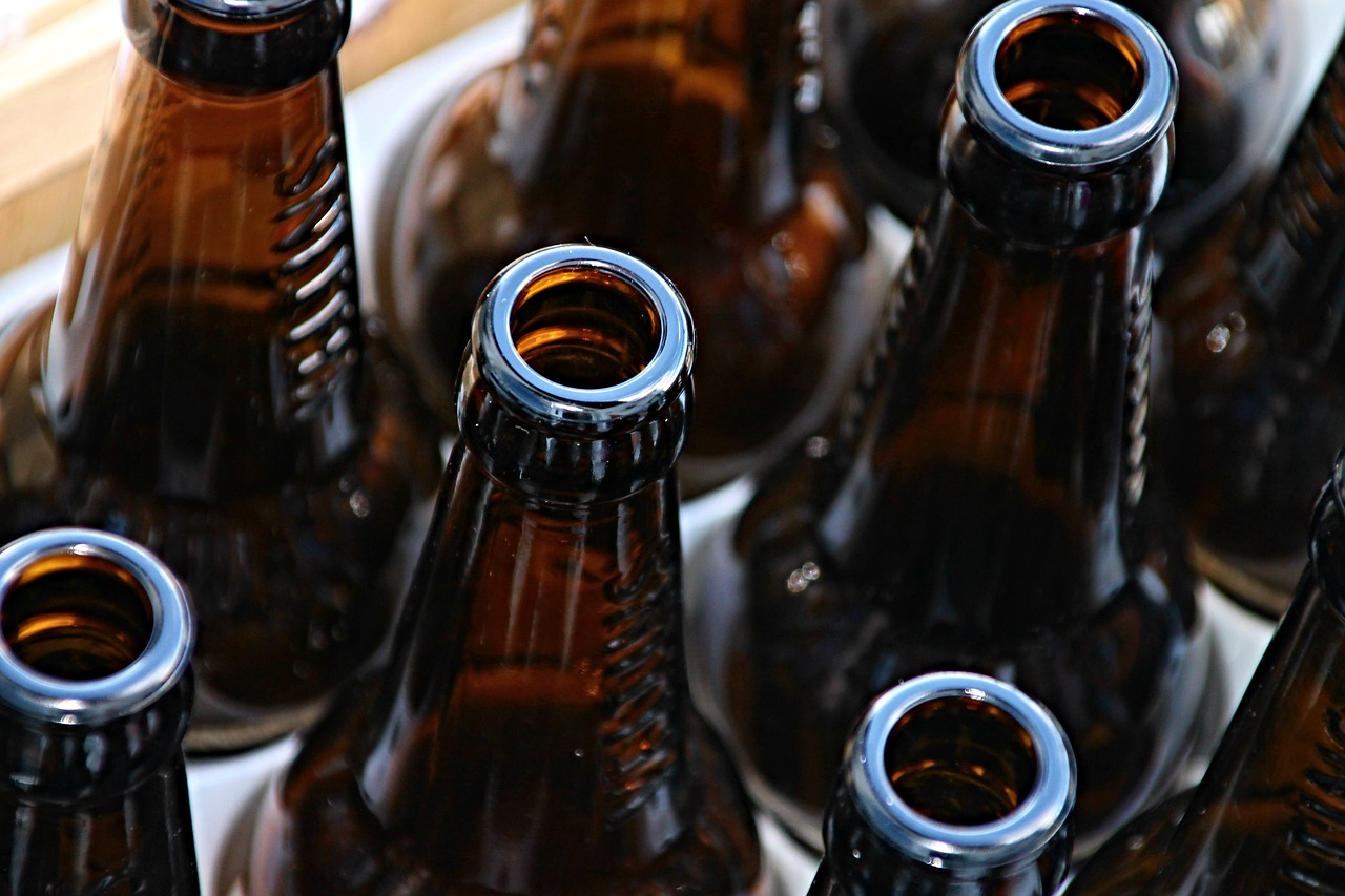 Deep-sea divers and scientists attempt to rebrew 162-year-old Guinness
