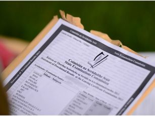 'We've past the point where it's feasible' for the Leaving Cert to go ahead as planned Image