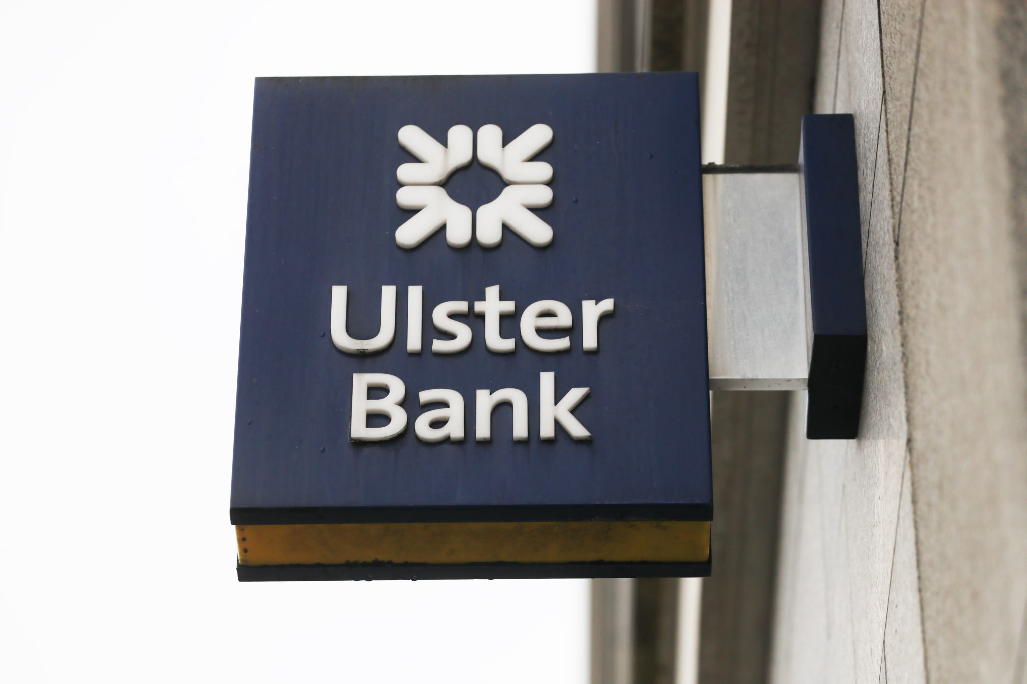Банк Ольстера. Ulster Bank. Bank track. Think bank