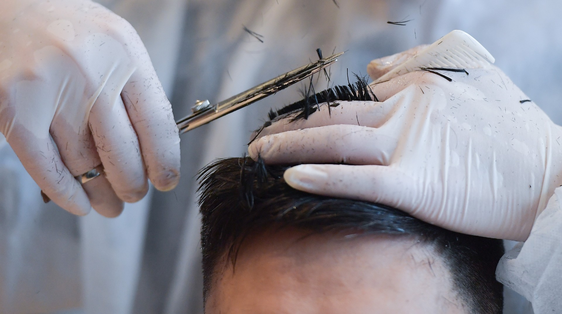 Athlone barber wants 'twoweek window' where and