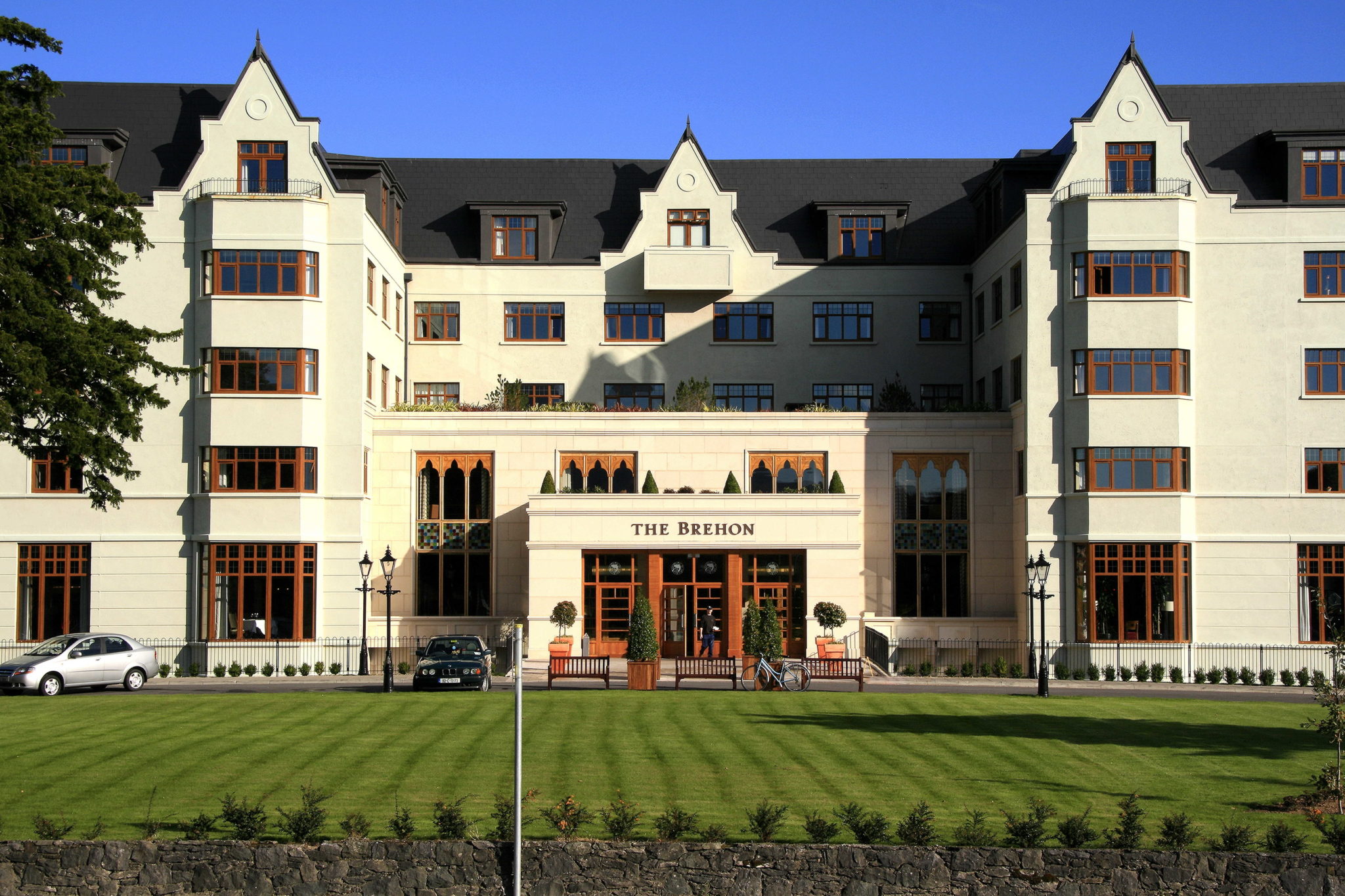 One Third Of Cork & Kerry Hotel Rooms Booked Up This Summer | SPIN1038