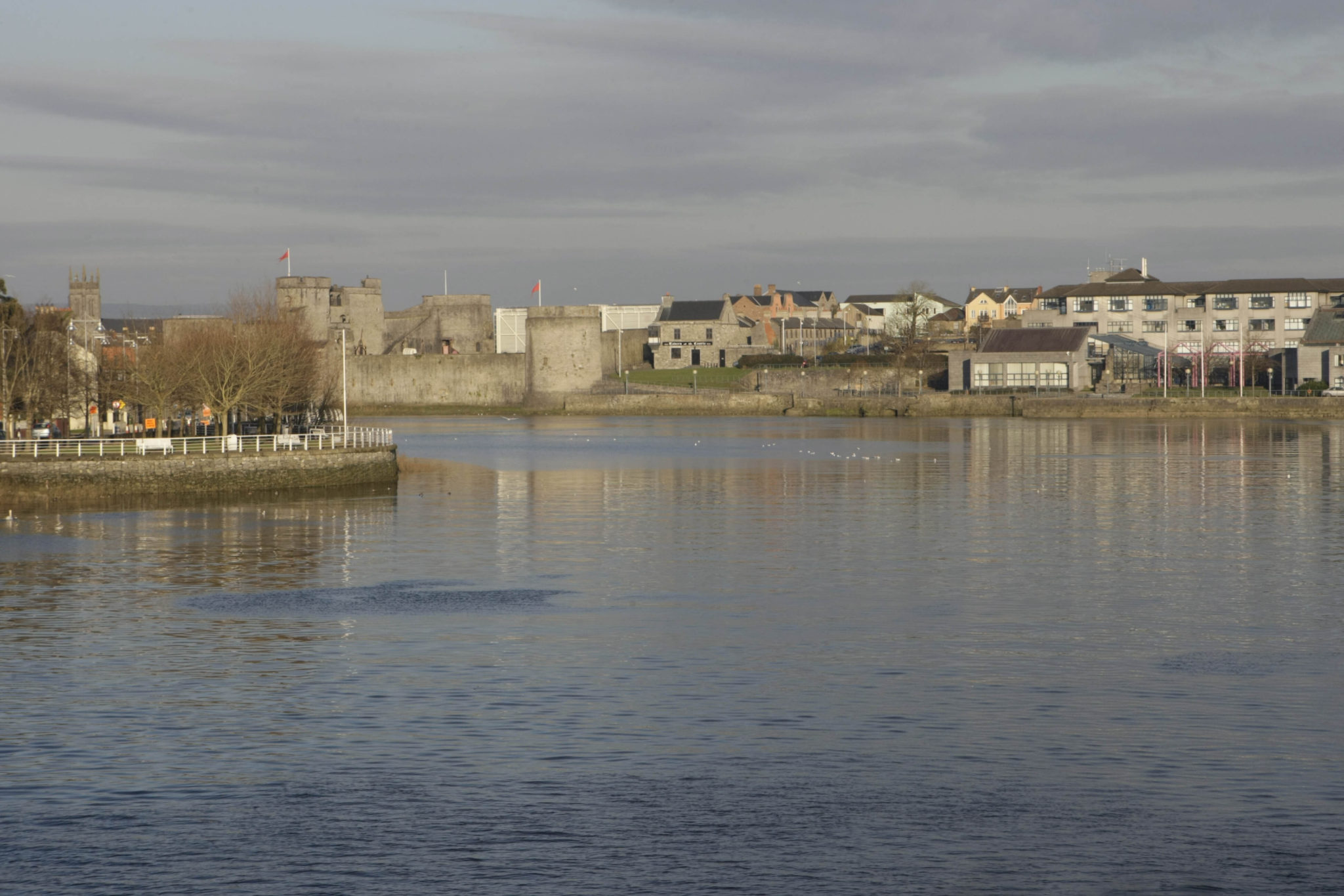 The river Shannon as it passes through Limerick city