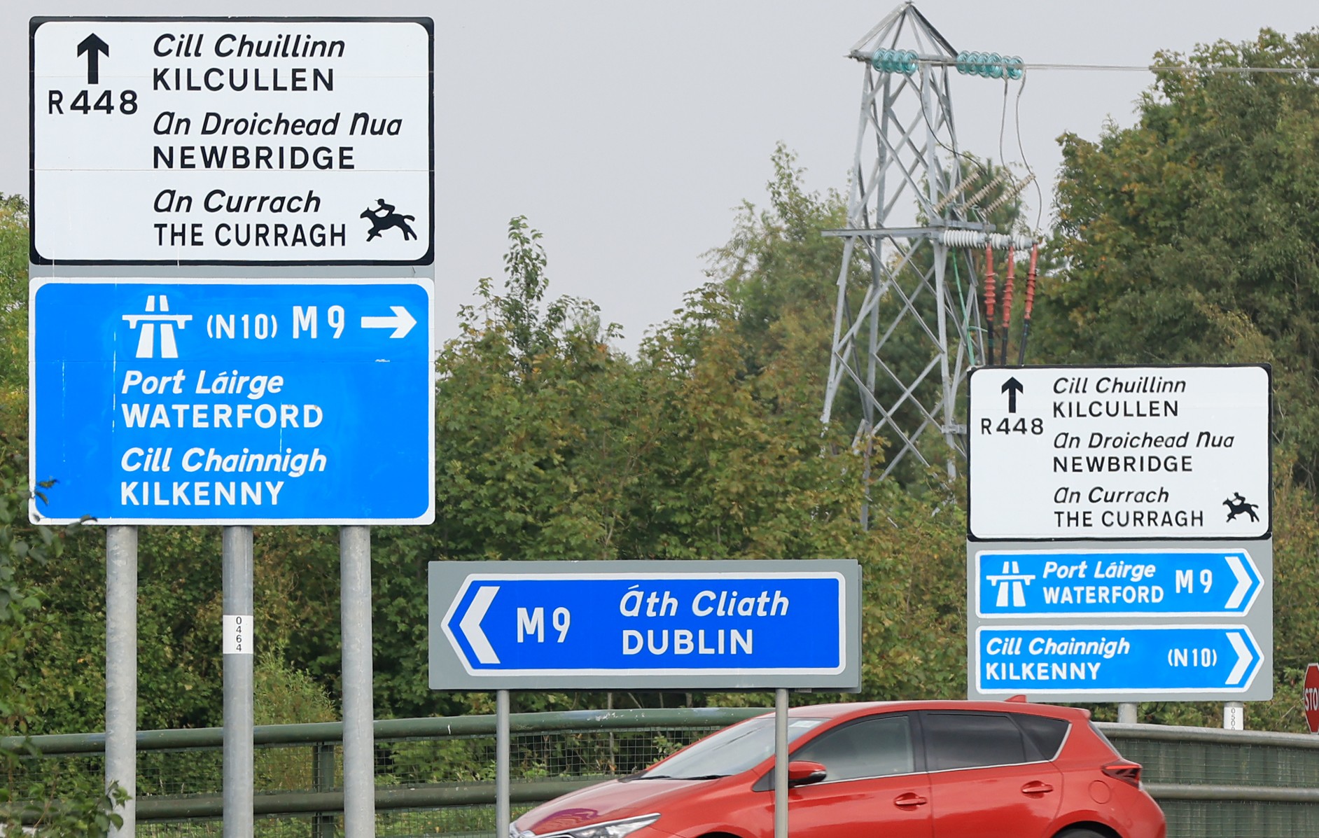 Irish and English text should have 'equal status' on all road signs
