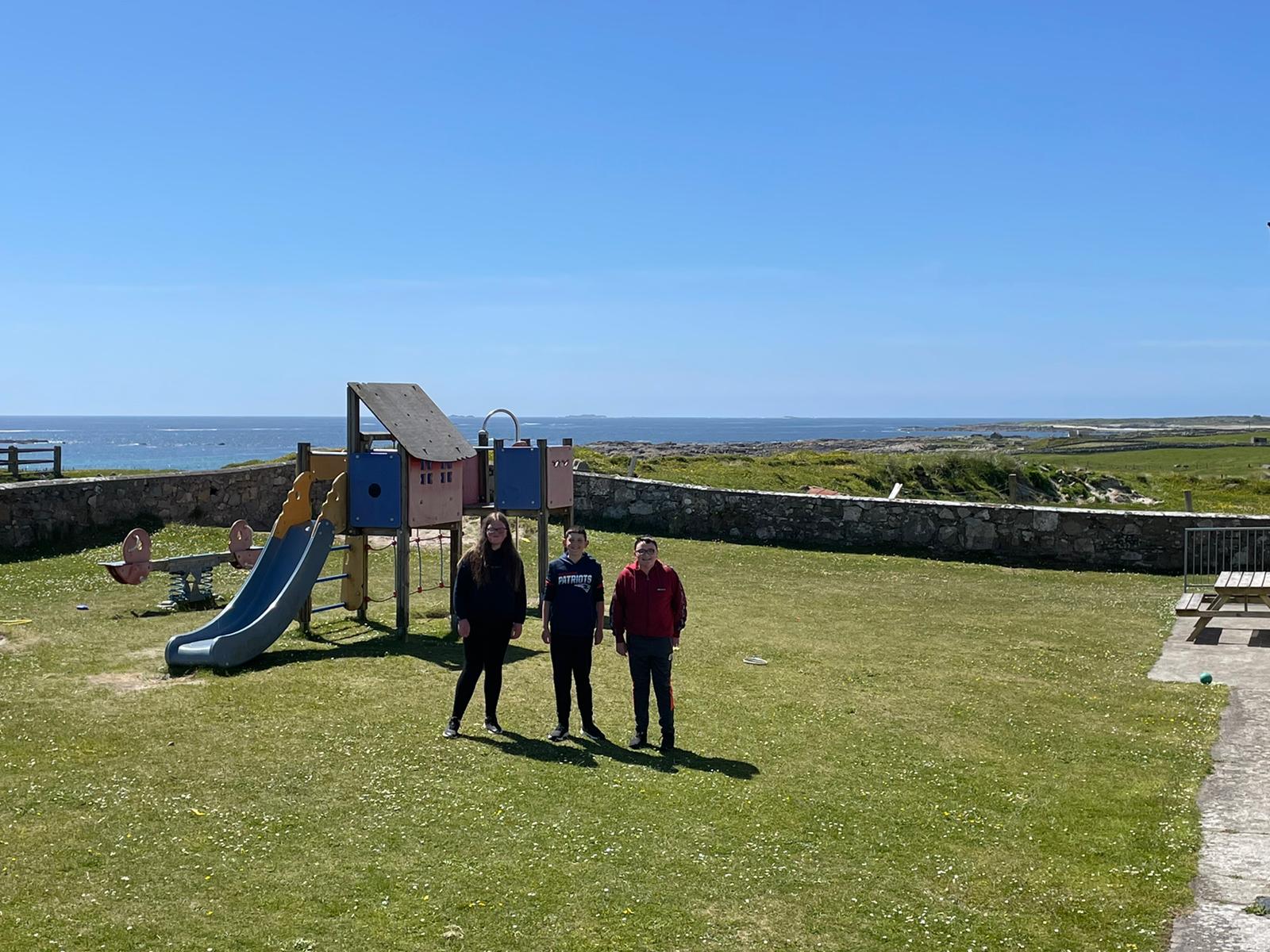 Students at Scoil Cholmáin in Muighinis