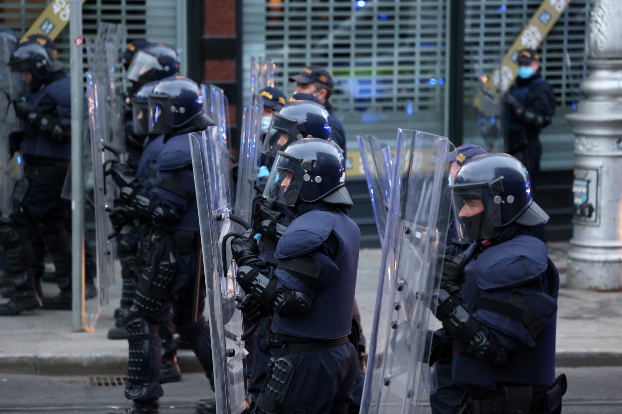 Gardaí say use of riot shields in Dublin city centre was 'defensive ...