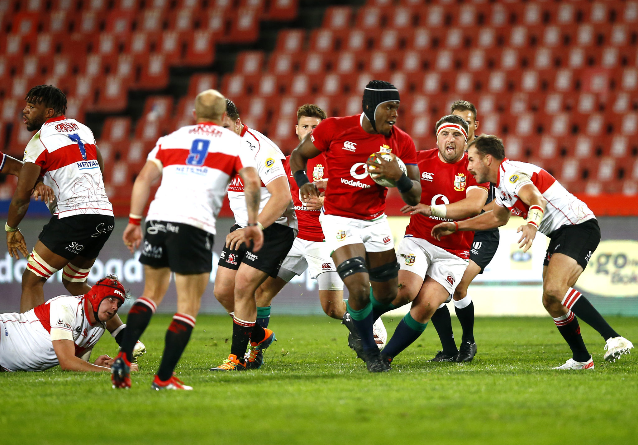 Maro Itoje Lions