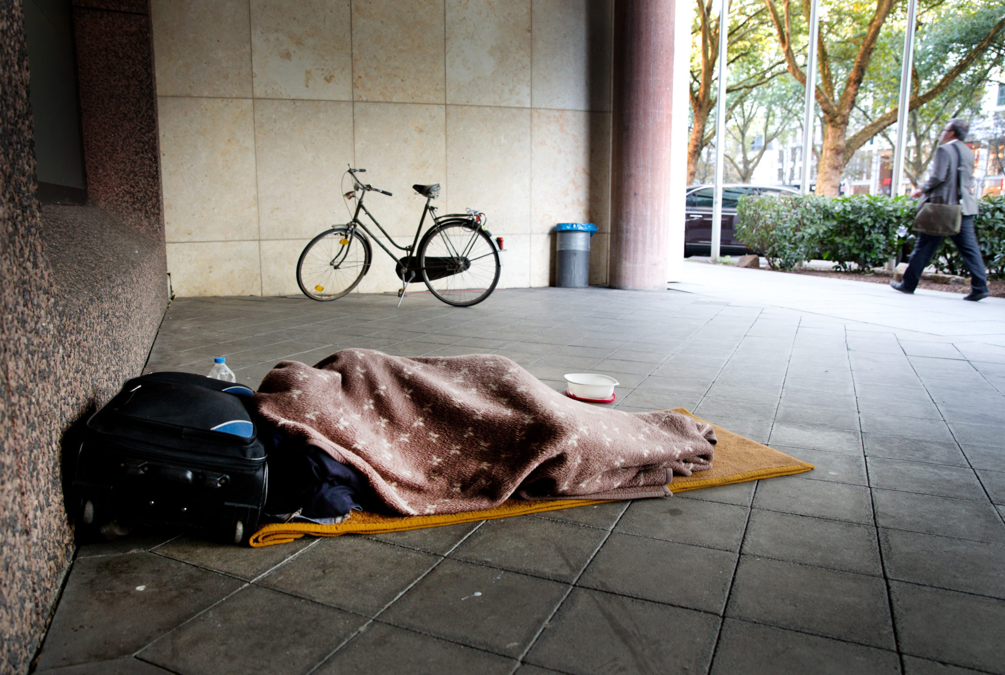 Almost 12,700 people registered as homeless in August - Vimarsana News