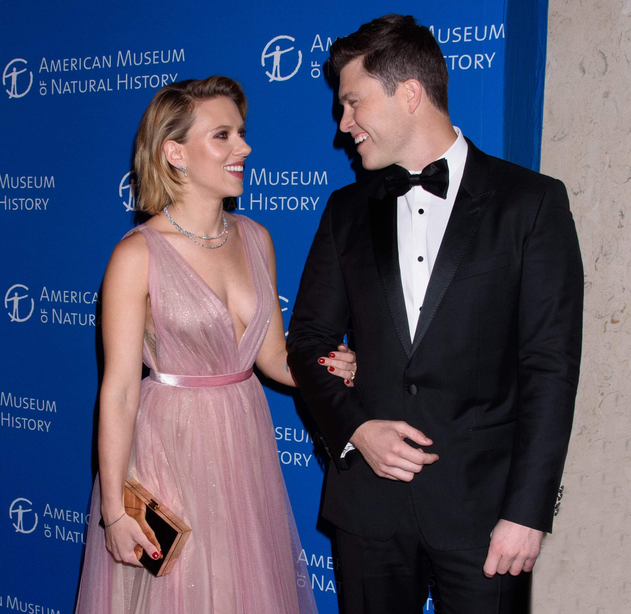 Colin Jost Announces He & Scarlett Johansson Have Welcomed A Baby Boy ...