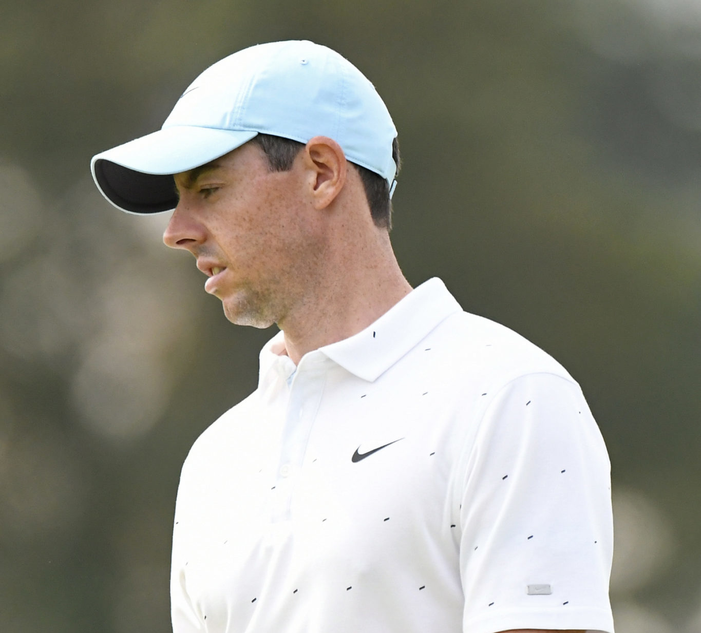 ''I'd rather see a golfer doing it for Ireland, than doing it for himself...'' Image