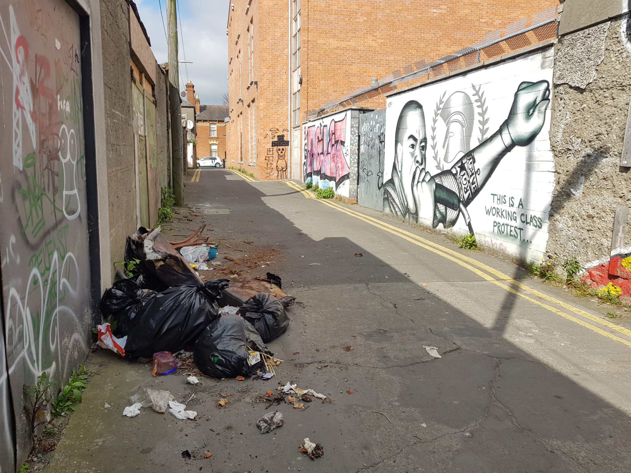 Rubbish dumped on Dalymount Lane in Phibsborough, Dublin, 11-04-2020. Image: RollingNews