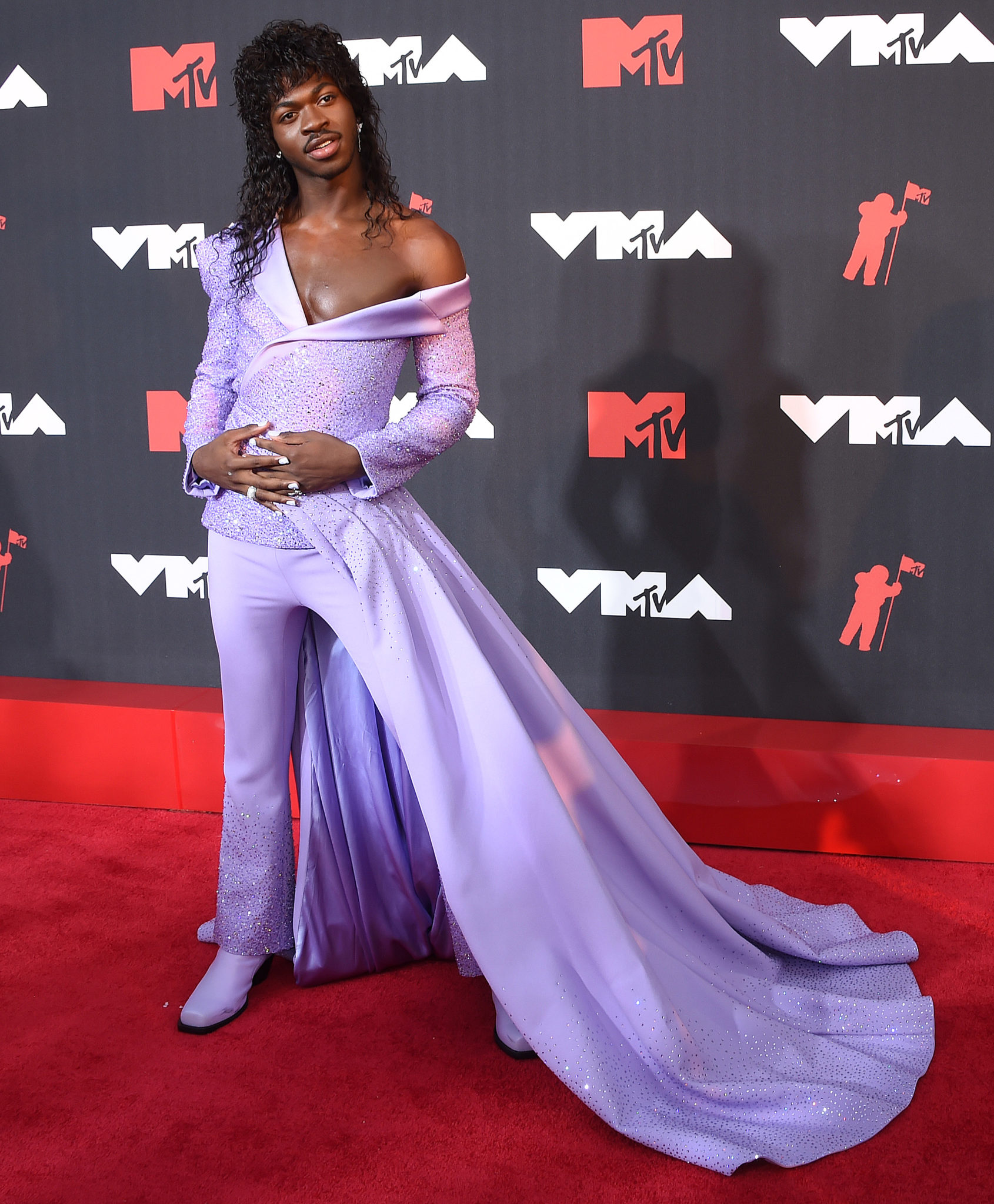 The Most Iconic Looks From Last Night's MTV Video Music Awards