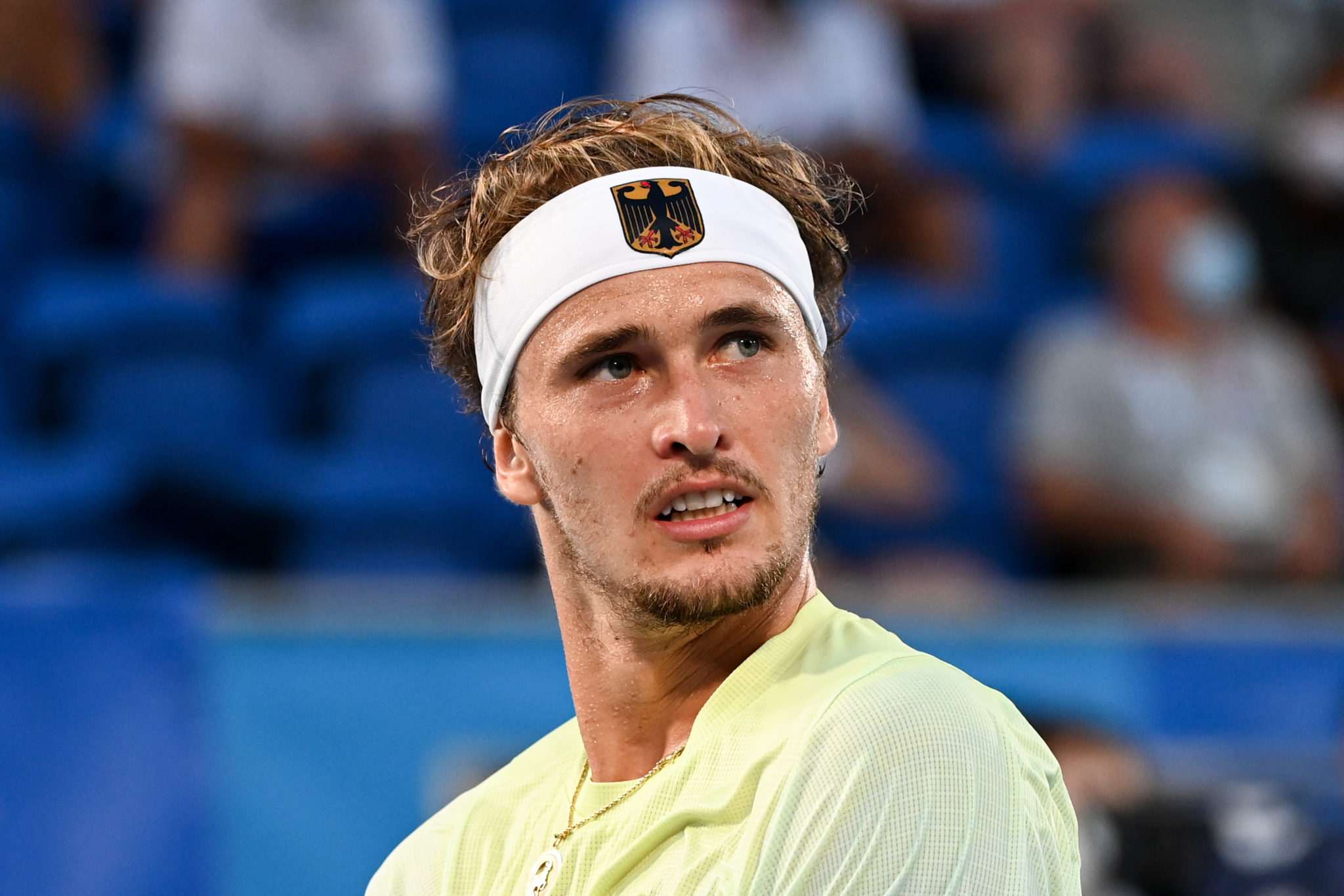 zverev-threatens-legal-action-against-abuse-allegations-reporter