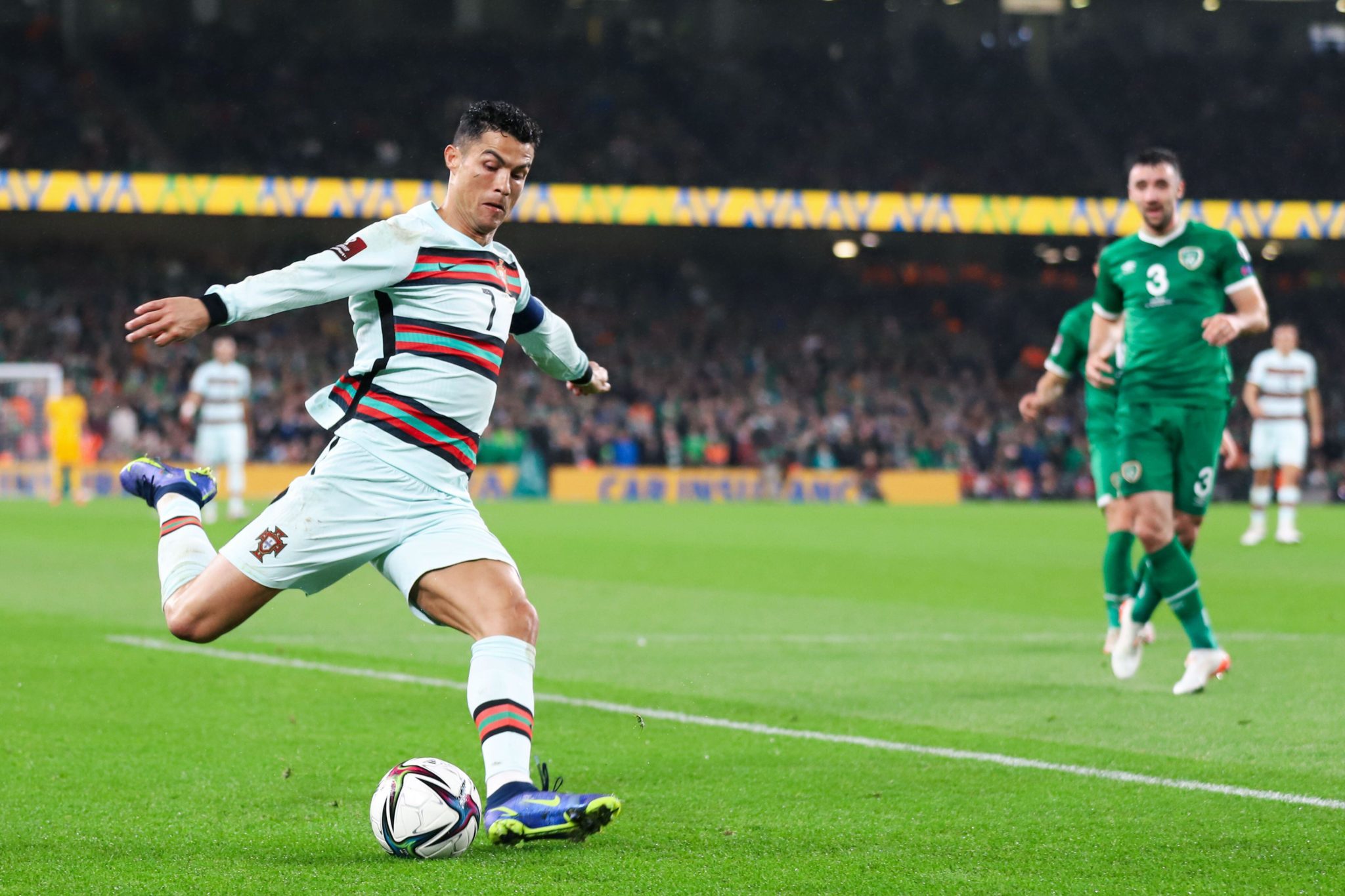 Ronaldo Gifts Jersey To 13-Year-Old Dubliner Who Breaks Onto Pitch