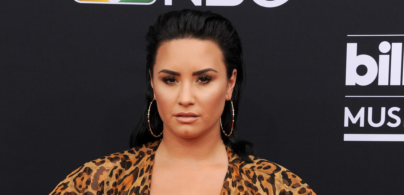 LOOK: Demi Lovato Shows Off New Spider Head Tattoo | SPIN1038