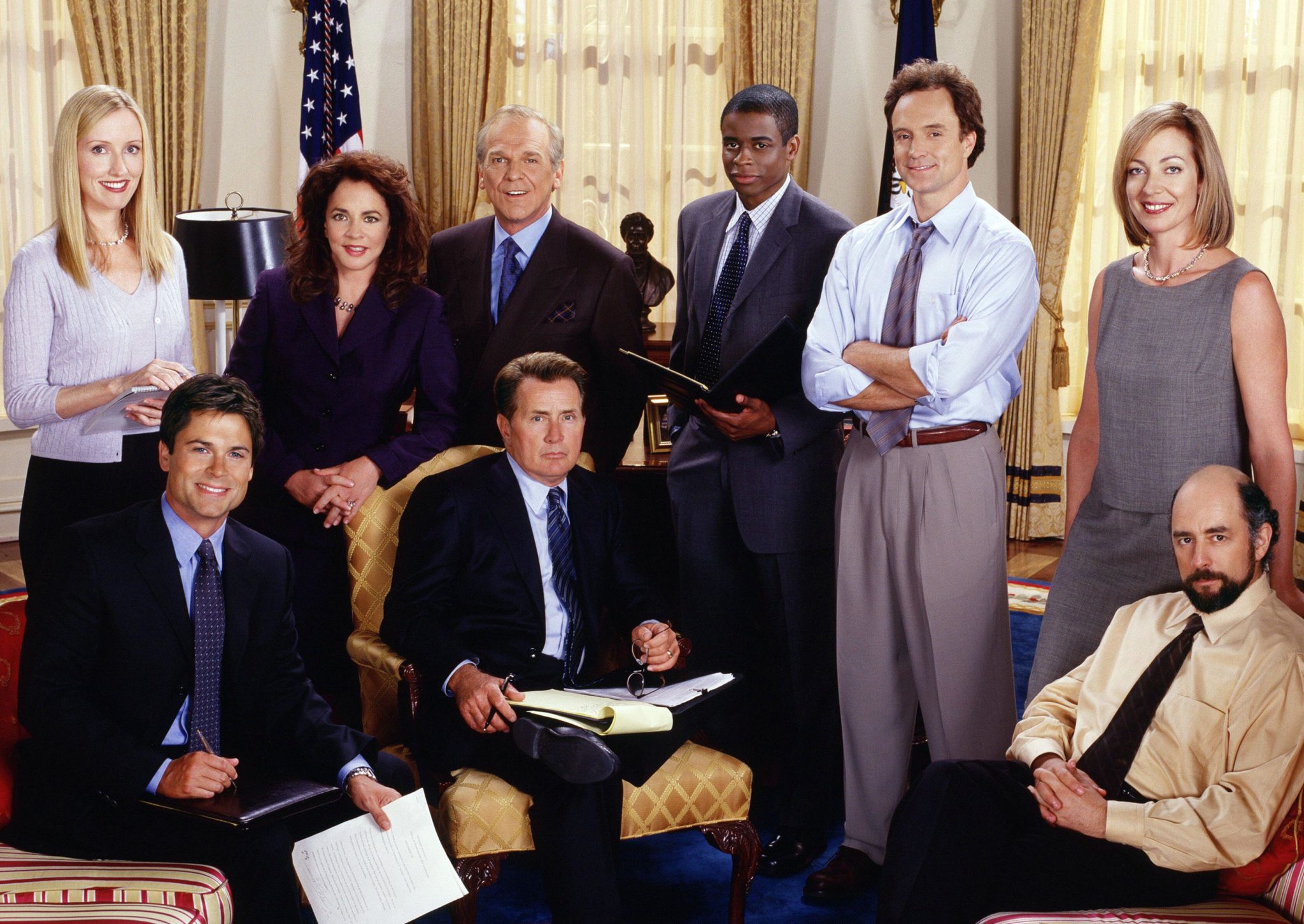 The cast of the West Wing. Image: LANDMARK MEDIA / Alamy Stock Photo