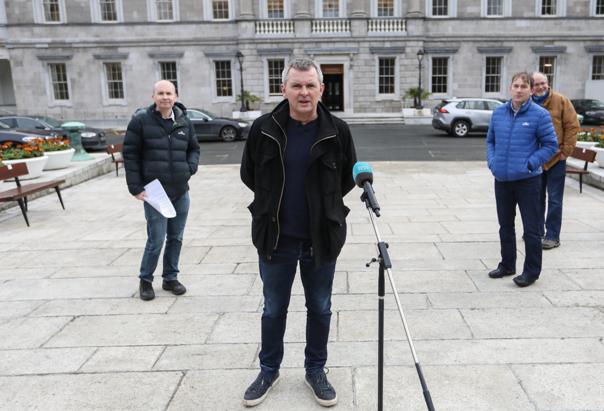 Richard Boyd Barrett addressing media on the Plinth outside Leinster House, 15-02-2022. Image: Sasko Lazarov/RollingNews