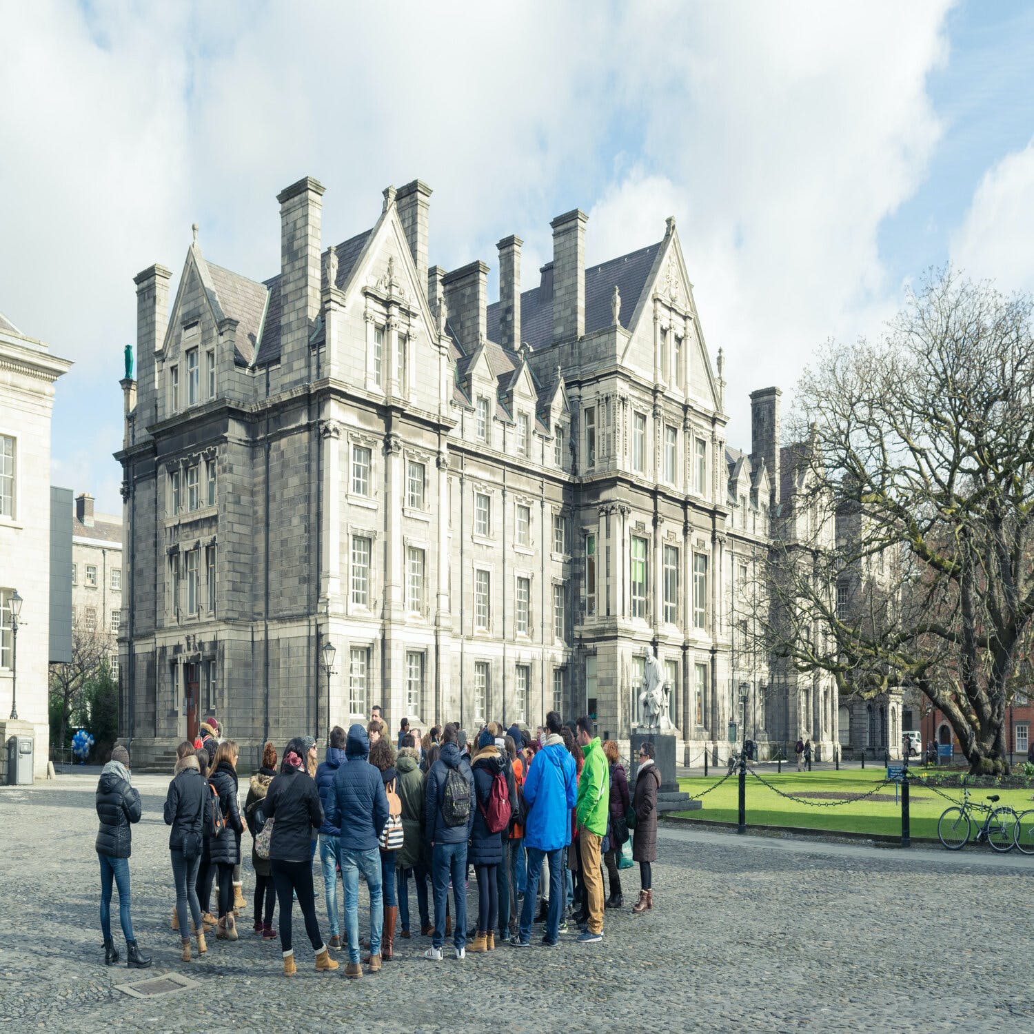 Industry Review: Tour Guides - Vimarsana News