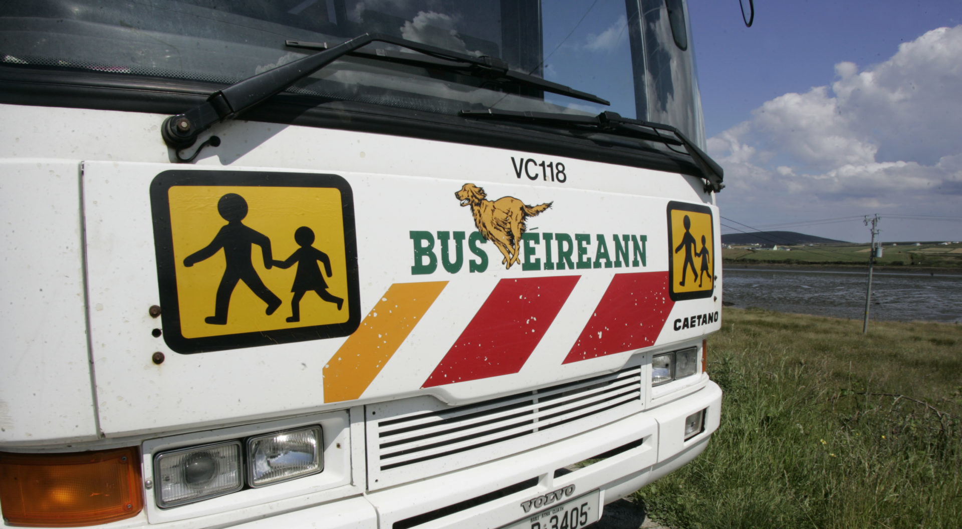 A rural Bus Éireann school bus in County Mayo, 26-06-2009. Image: Mark Stedman/Photocall Ireland