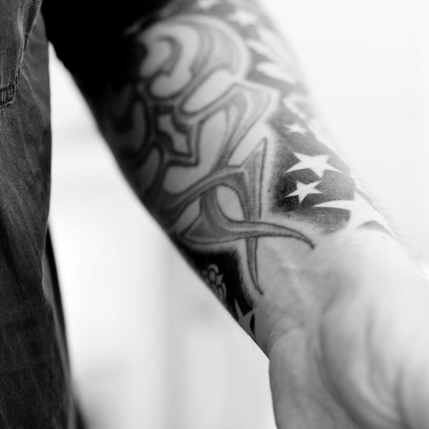 can-visible-tattoos-prevent-you-from-getting-a-job-newstalk