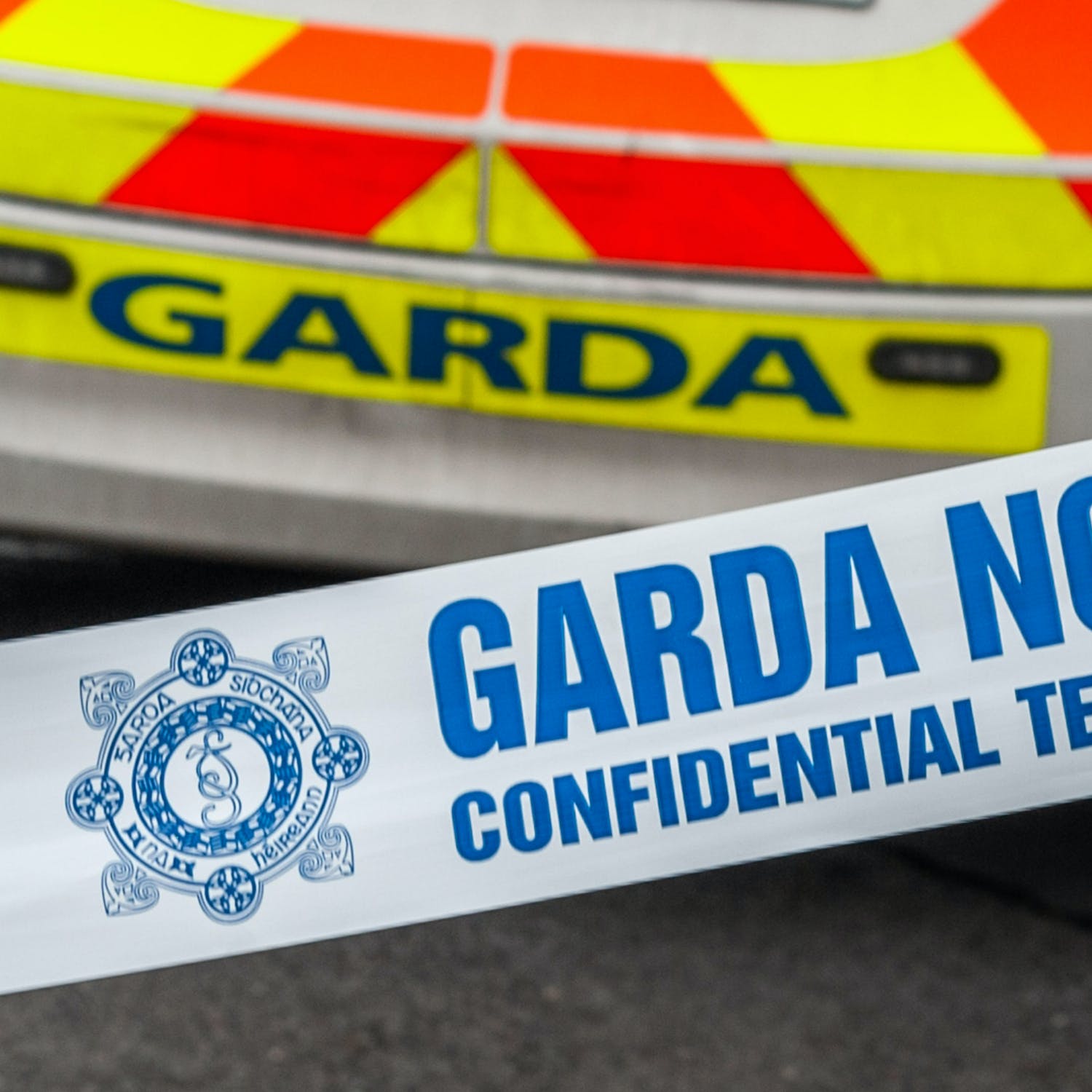 Garda Car Rammed In Cherry Orchard - Vimarsana News