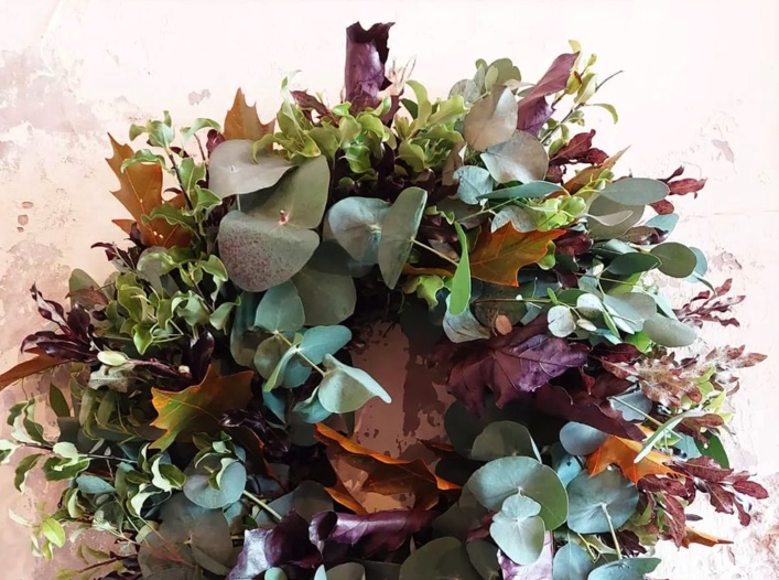 Autumnal Wreaths: How To Make Your Own Whopper Wreath For Your Door - Vimarsana News