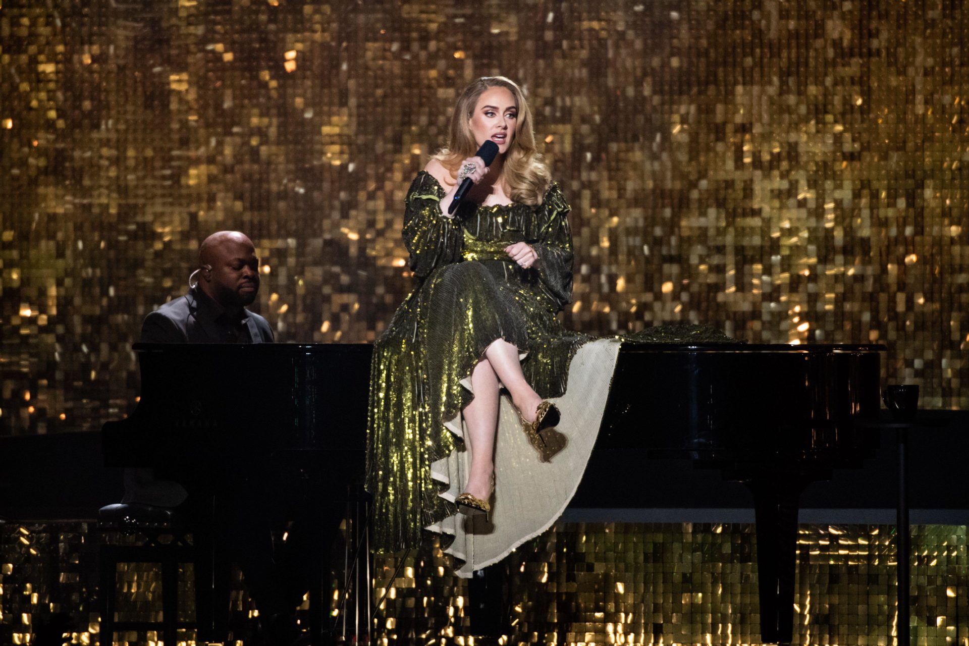 Adele Is Planning To Launch A Lingerie Brand - Vimarsana News