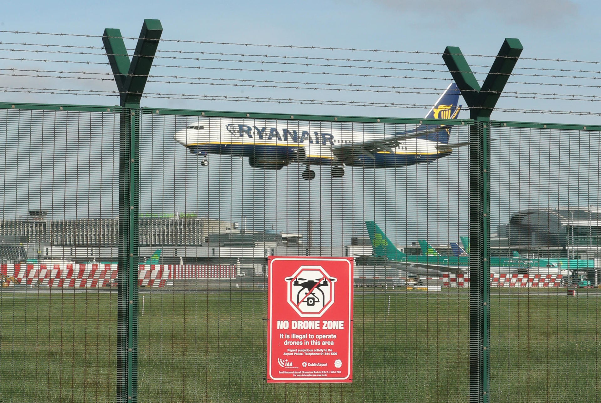 A ‘No Drone Zone’ sign at Dublin Airport. Image: PA Images / Alamy