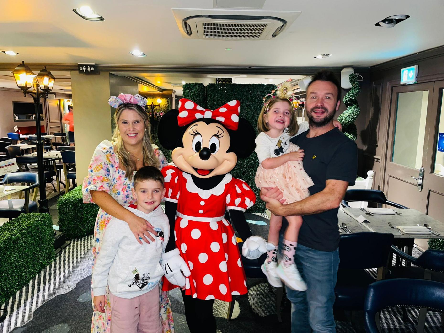 The Leamy Family with Minnie Mouse. Image: Make-A-Wish/Supplied