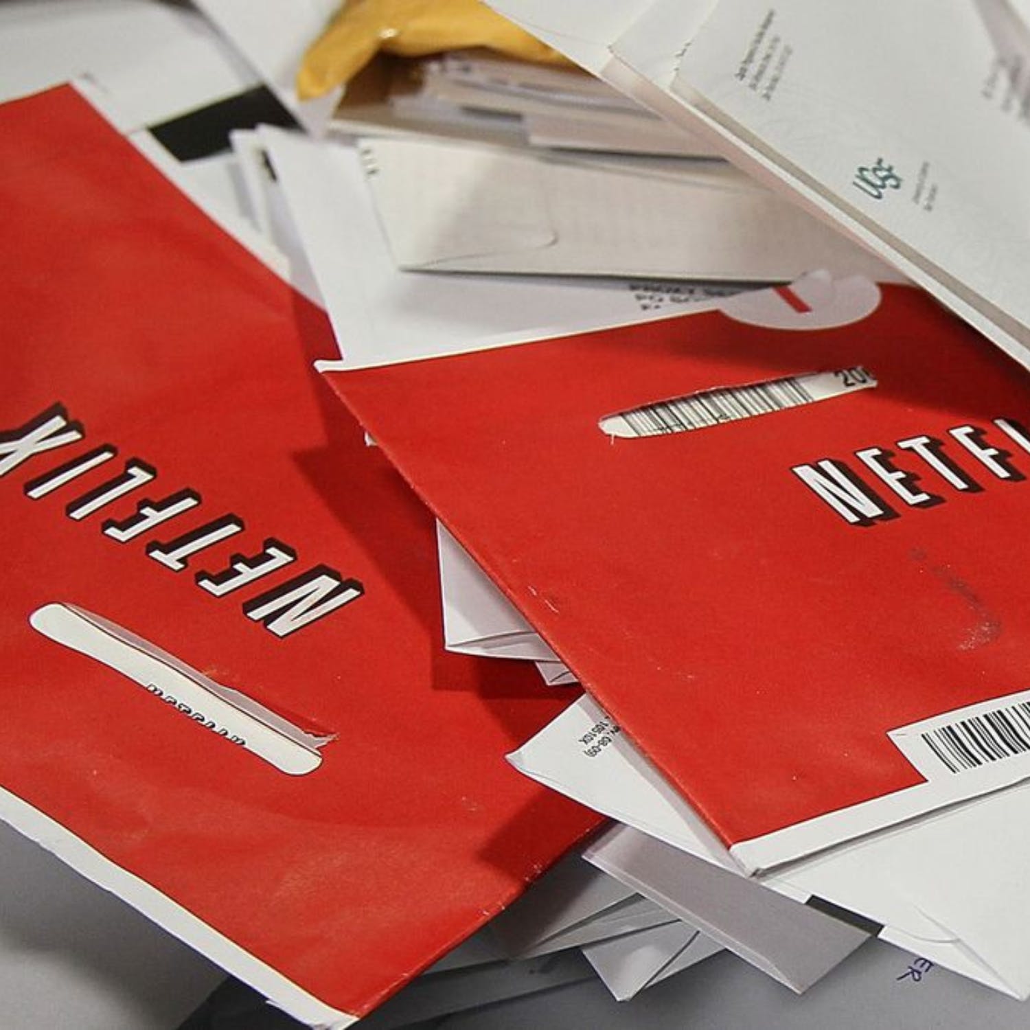 'DVD's are invaluable' The End of Netflix's DVDbyMail Newstalk