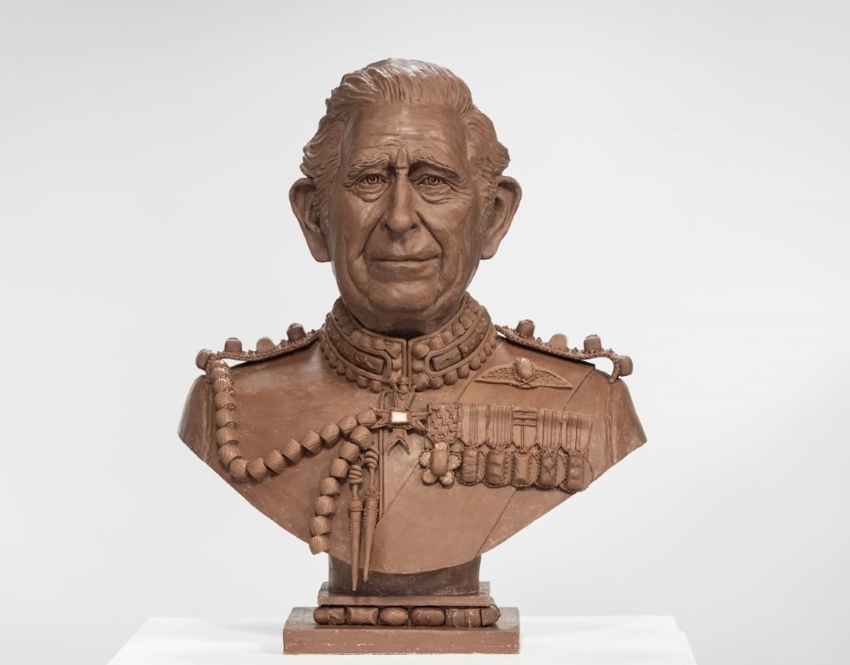 Charles in chocolate: Life-size bust of Britain's king created - Vimarsana News
