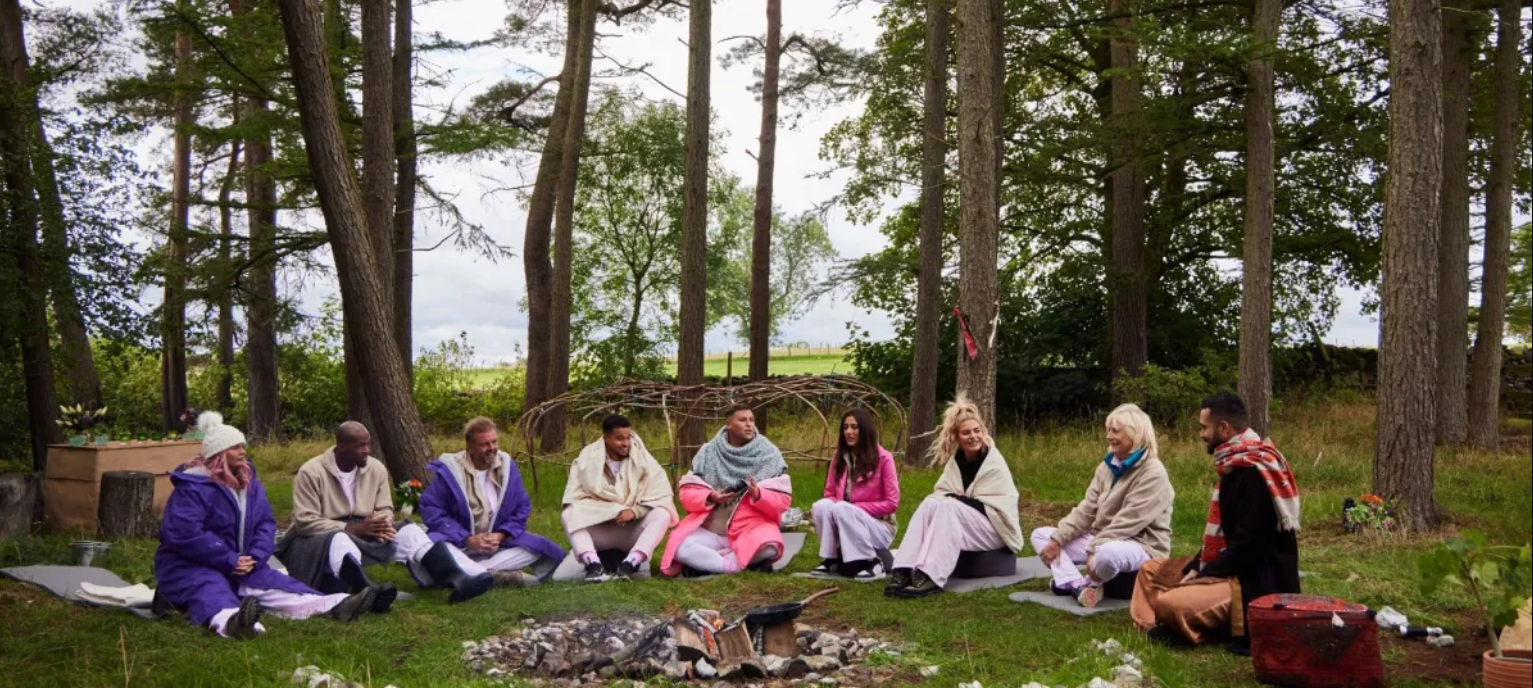 This Bizarre New E4 Reality Show Has Celebrities Drink Their Own Urine To  Detox | www.98fm.com