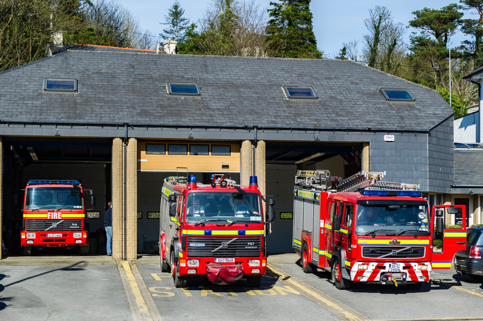On-Call Firefighters Suspend Strike For Labour Court Talks - Vimarsana News